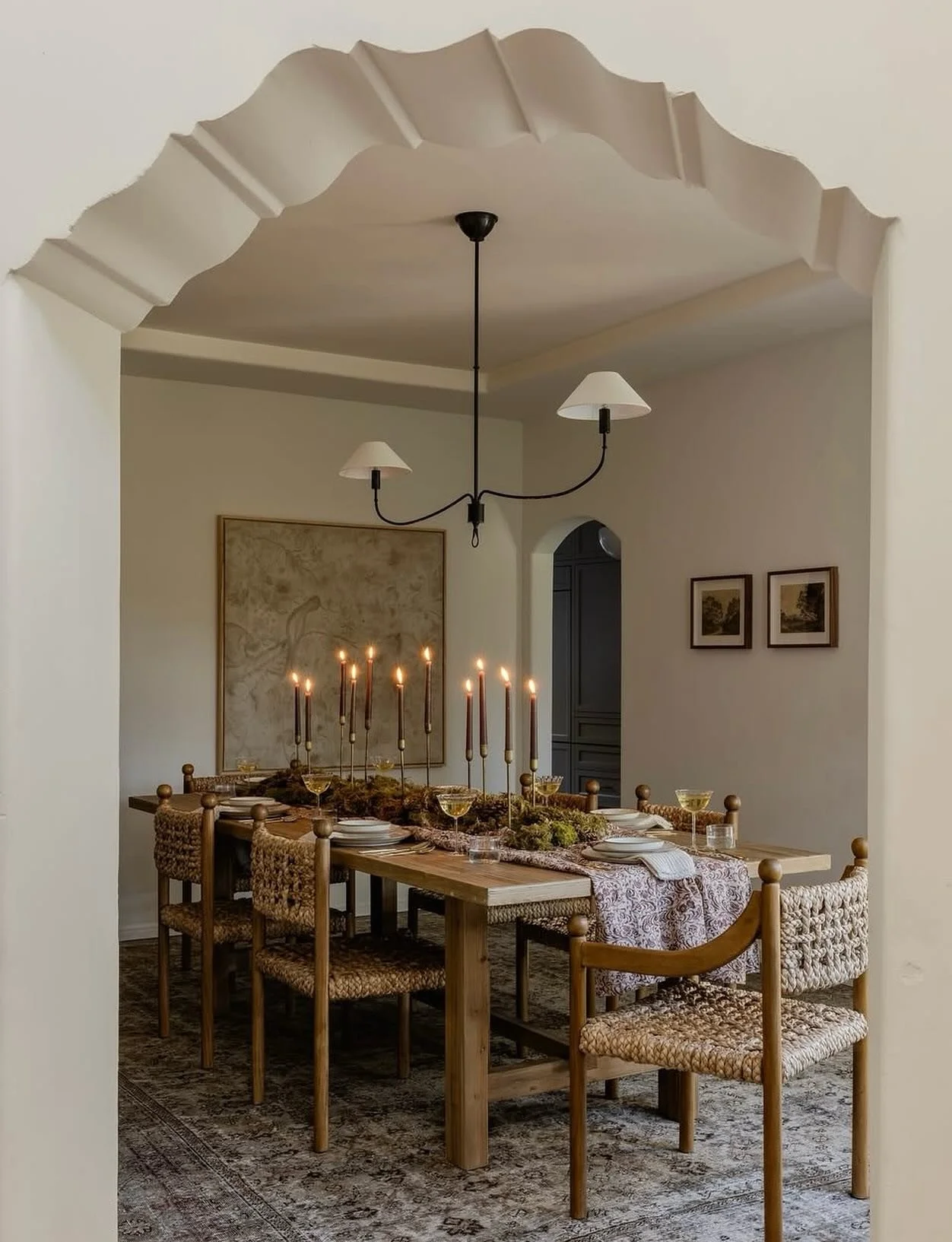 Handen upp alla som &ouml;nskar sig ett valv av tomten i &aring;r! 🤩🙋🏻&zwj;♀️

#inredning #inredningsinspo #inredningsskolanwittstock #inredningskurs #styling
Foto: Amber Lewis