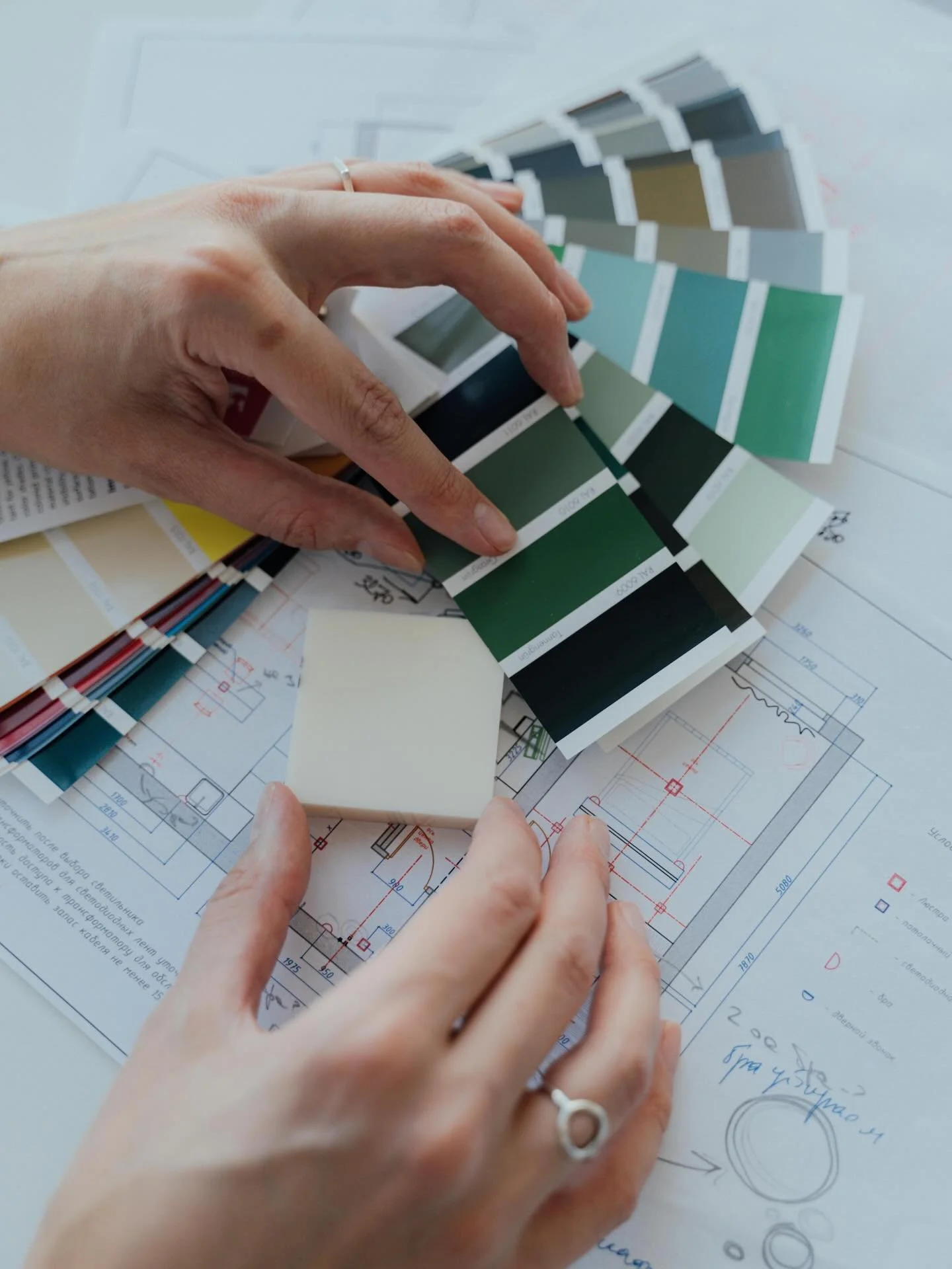 &Auml;r ditt ny&aring;rsl&ouml;fte att b&ouml;rja plugga inredning? 🤓✨ Hos oss f&aring;r du allt du beh&ouml;ver f&ouml;r att starta din karri&auml;r inom inredning och styling.

✔️ snabb och konstruktiv feedback 
✔️ support fr&aring;n erfarna kursl