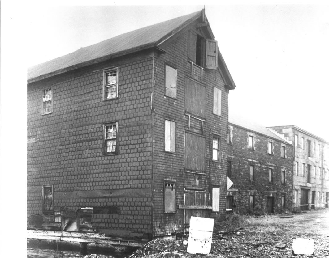 historic properties lower deck.jpg