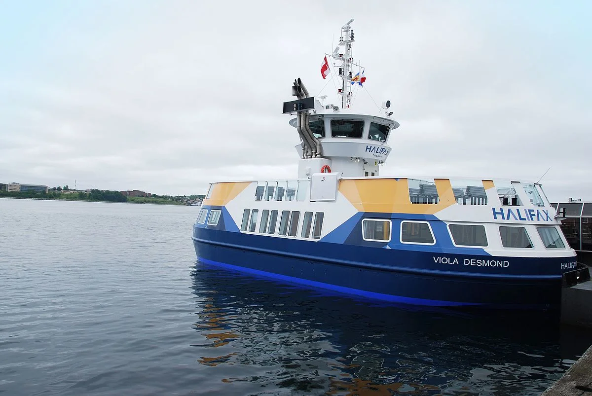 ViolaDesmondFerryLaunch...MacDonald_2016.jpg