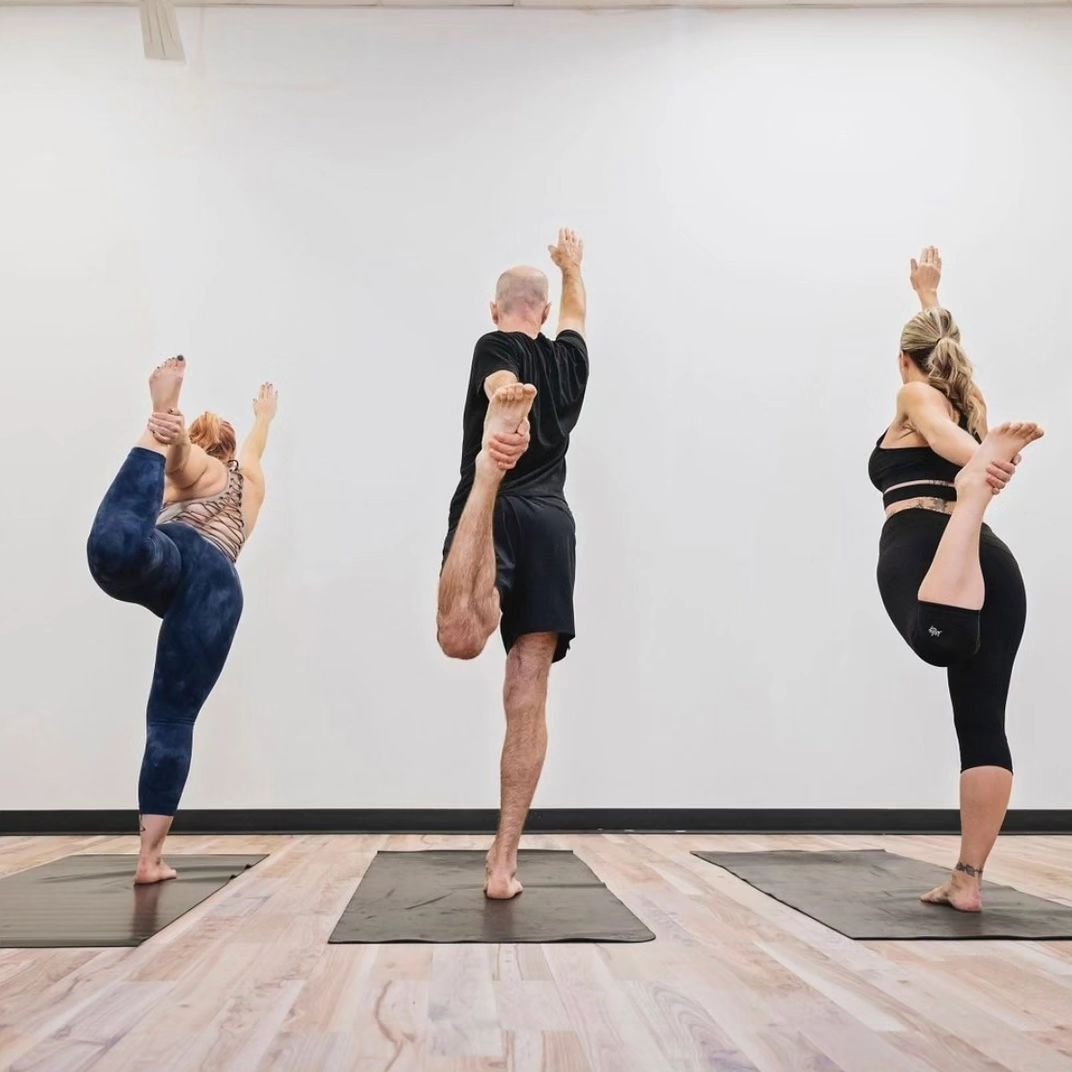 We love celebrating your unique shapes ​​​​​​​​
Because no body will look exactly like another in a yoga pose. We are all magically individual ✨ ​​​​​​​​
Find what feels good for you today!​​​​​​​​
.​​​​​​​​
.​​​​​​​​
.​​​​​​​​
#yoga #barrieyoga #dow