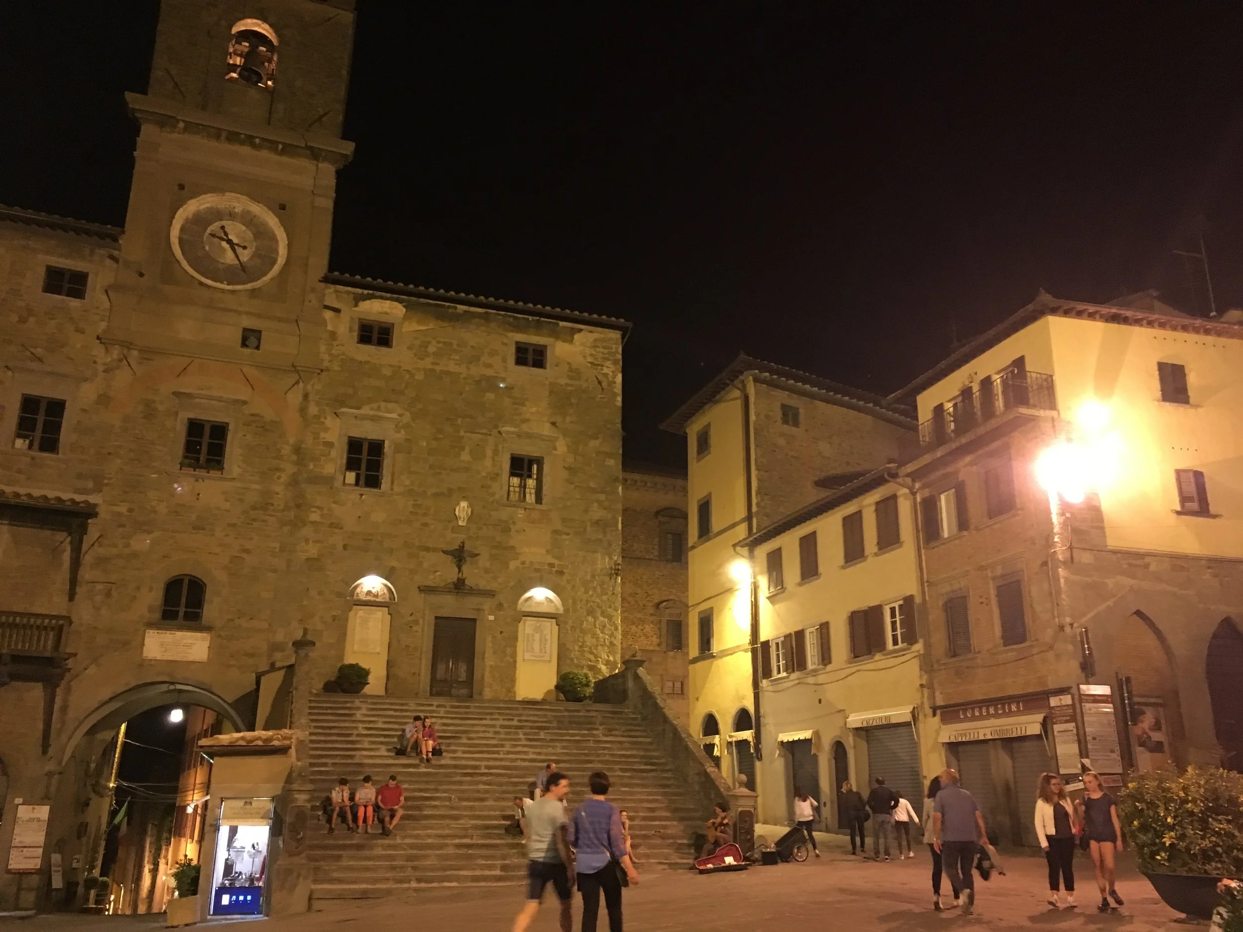 Cortona at night