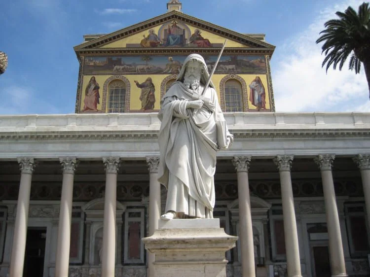 Basilica of saint paul statue.jpg