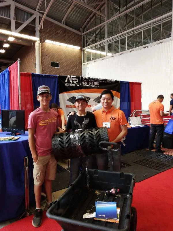 Expo 1.jpg