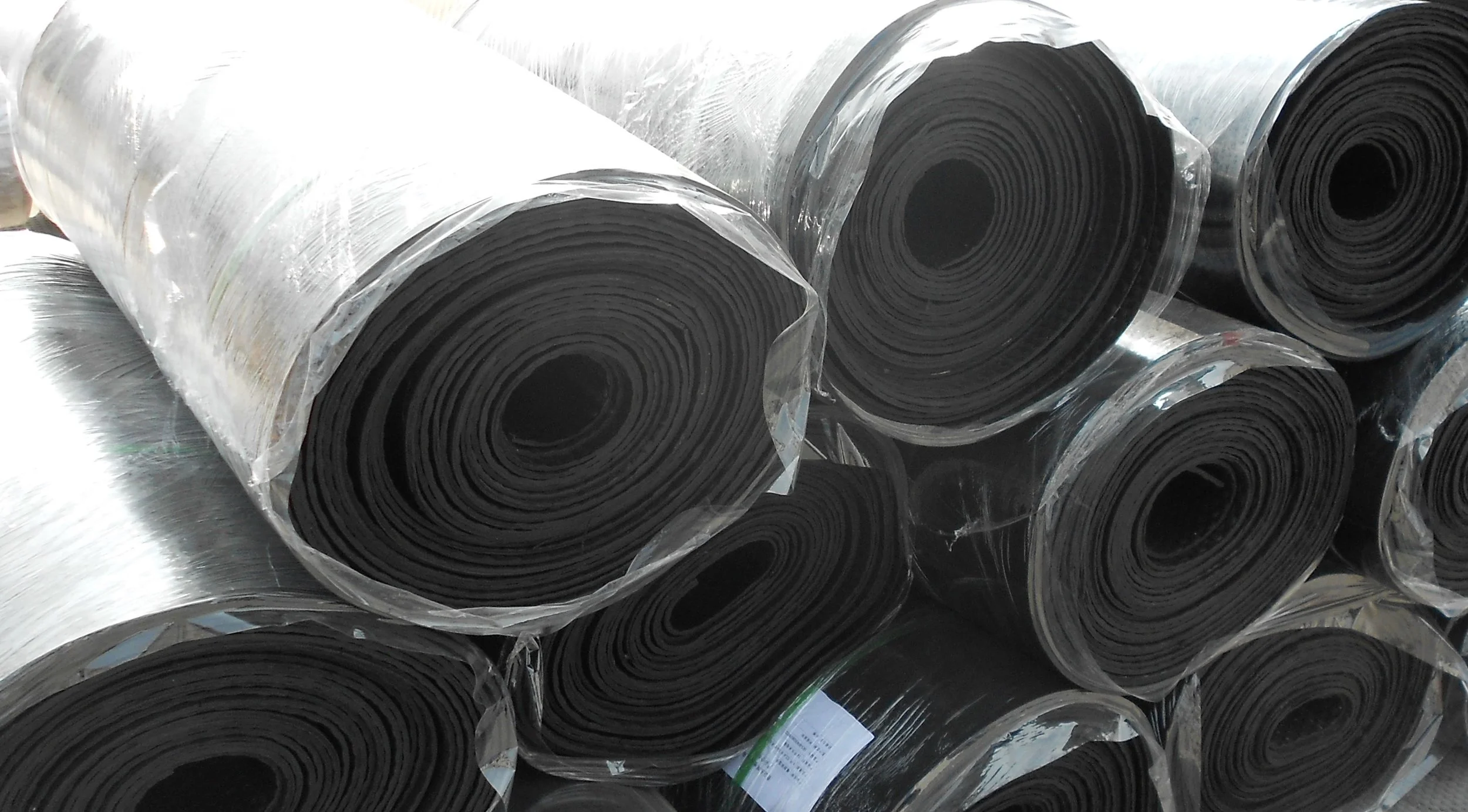 Reinforced antislip rolls 2.jpg