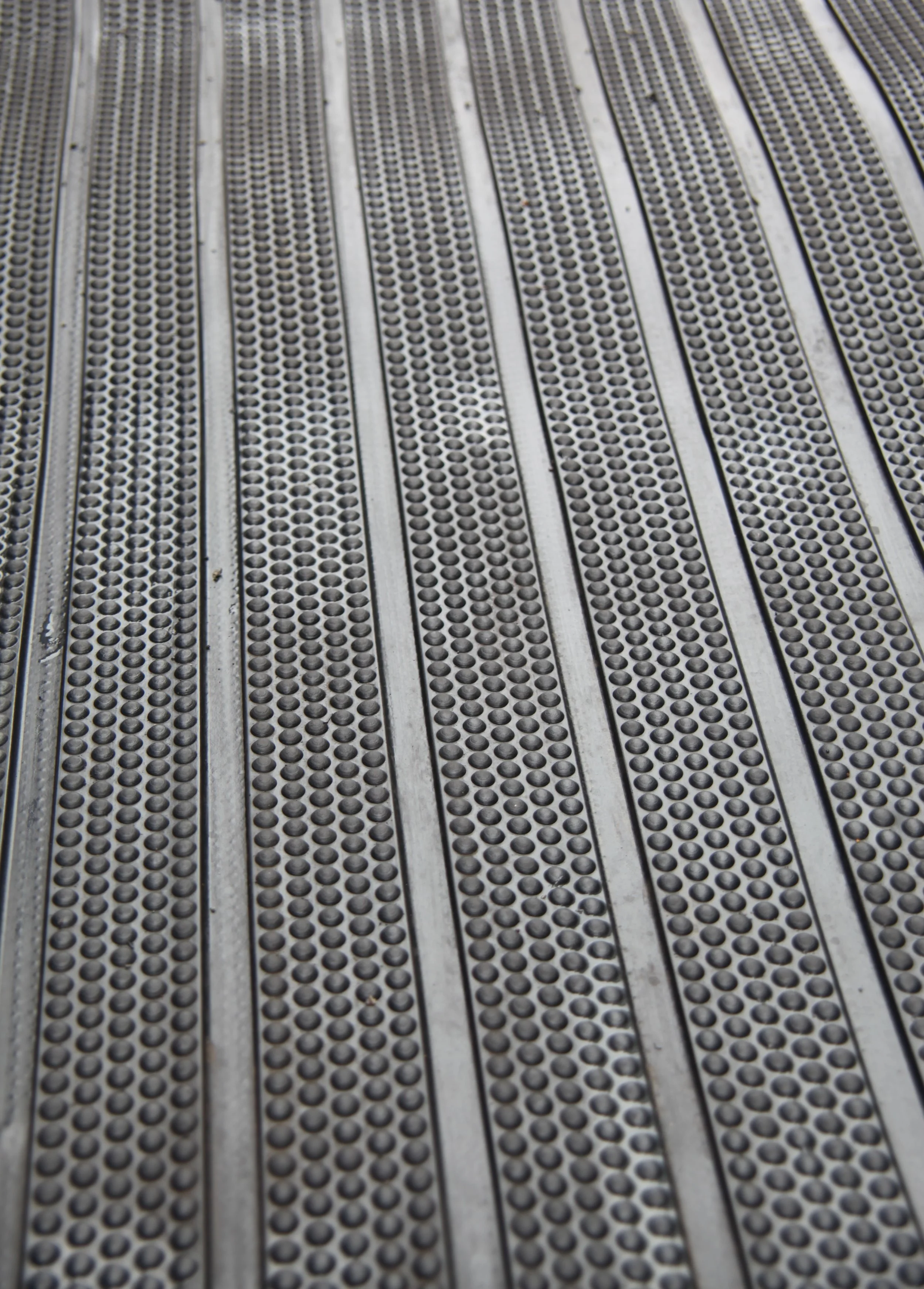 Bar dot formation.jpg