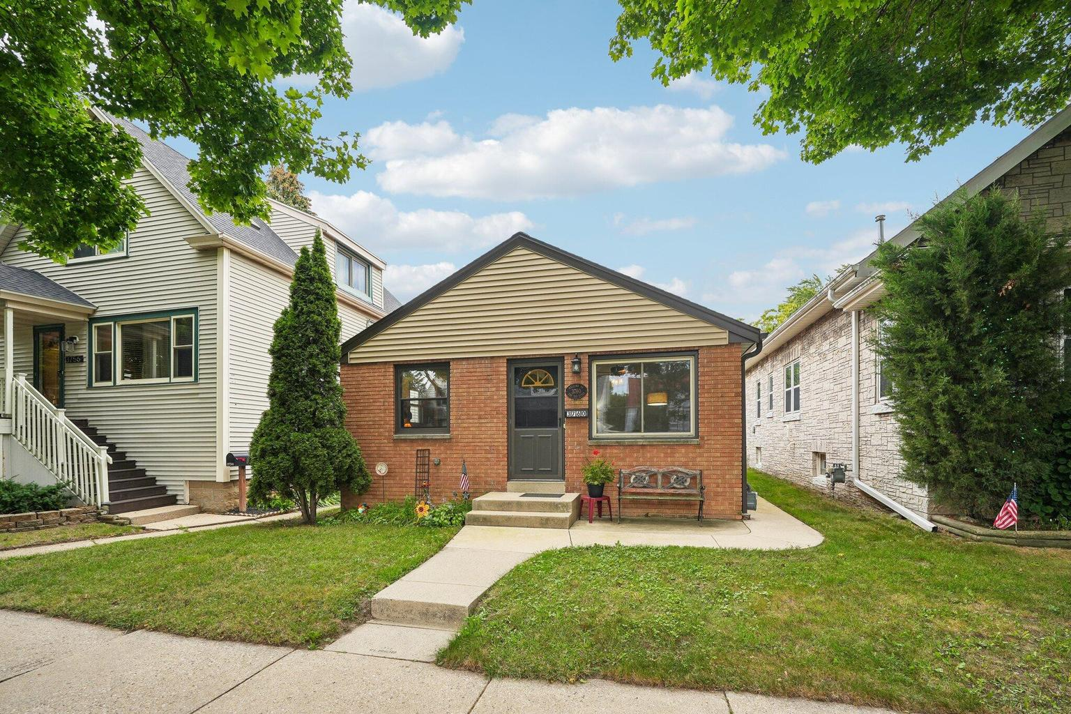 Residential property for sale 3760 S Kansas Ave, Milwaukee, WI 53207
