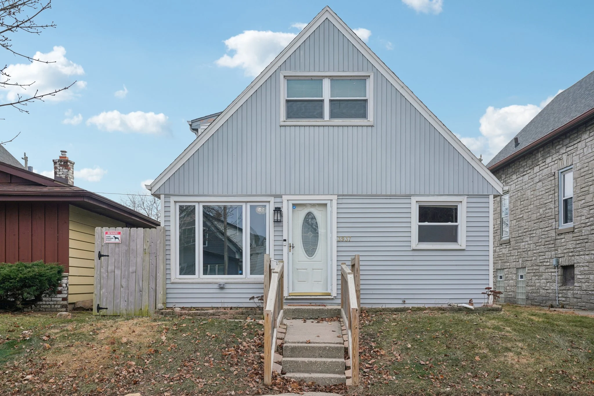 FOR SALE: 3937 E Squire Ave. Cudahy WI 53110