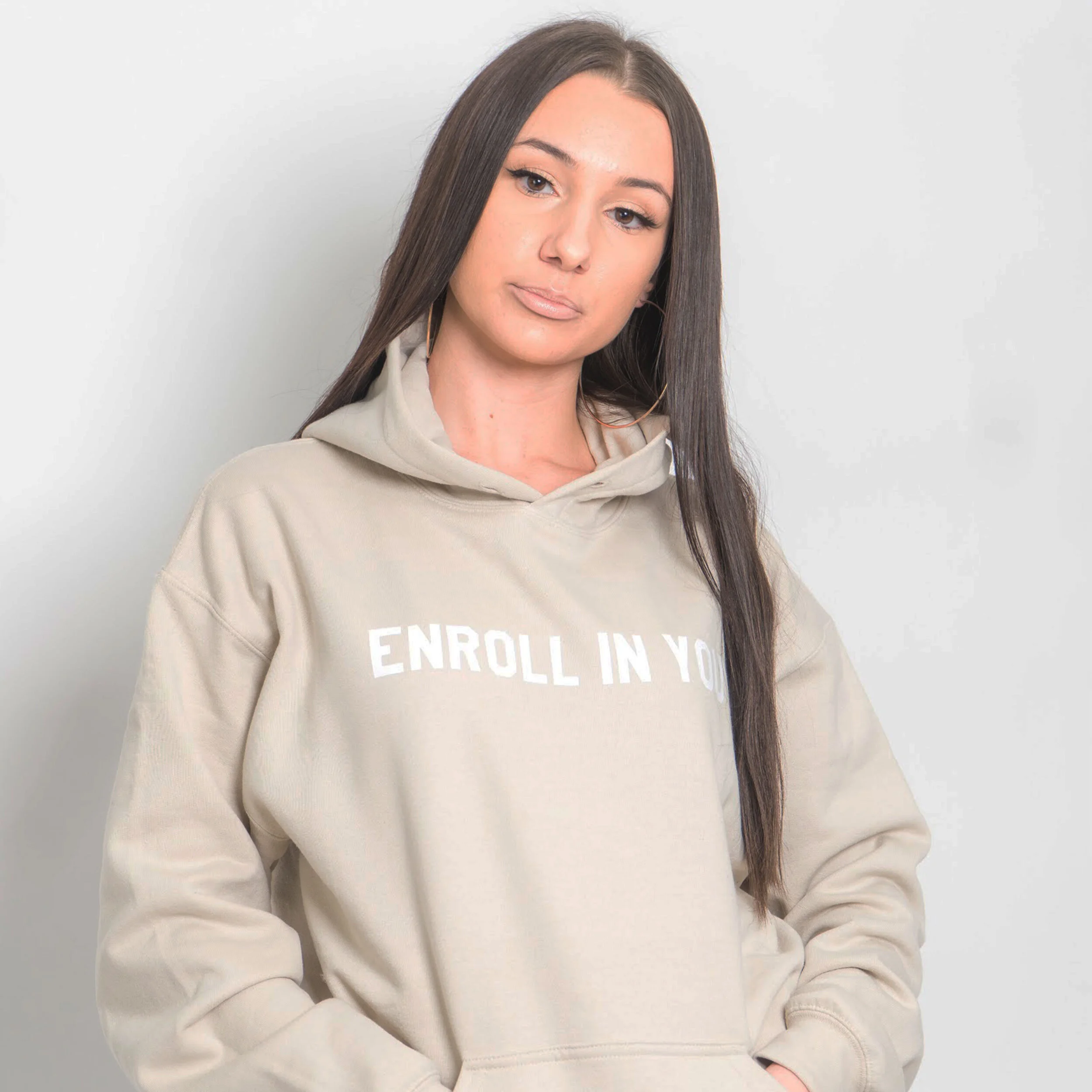 SAND ENROLL HOODIE