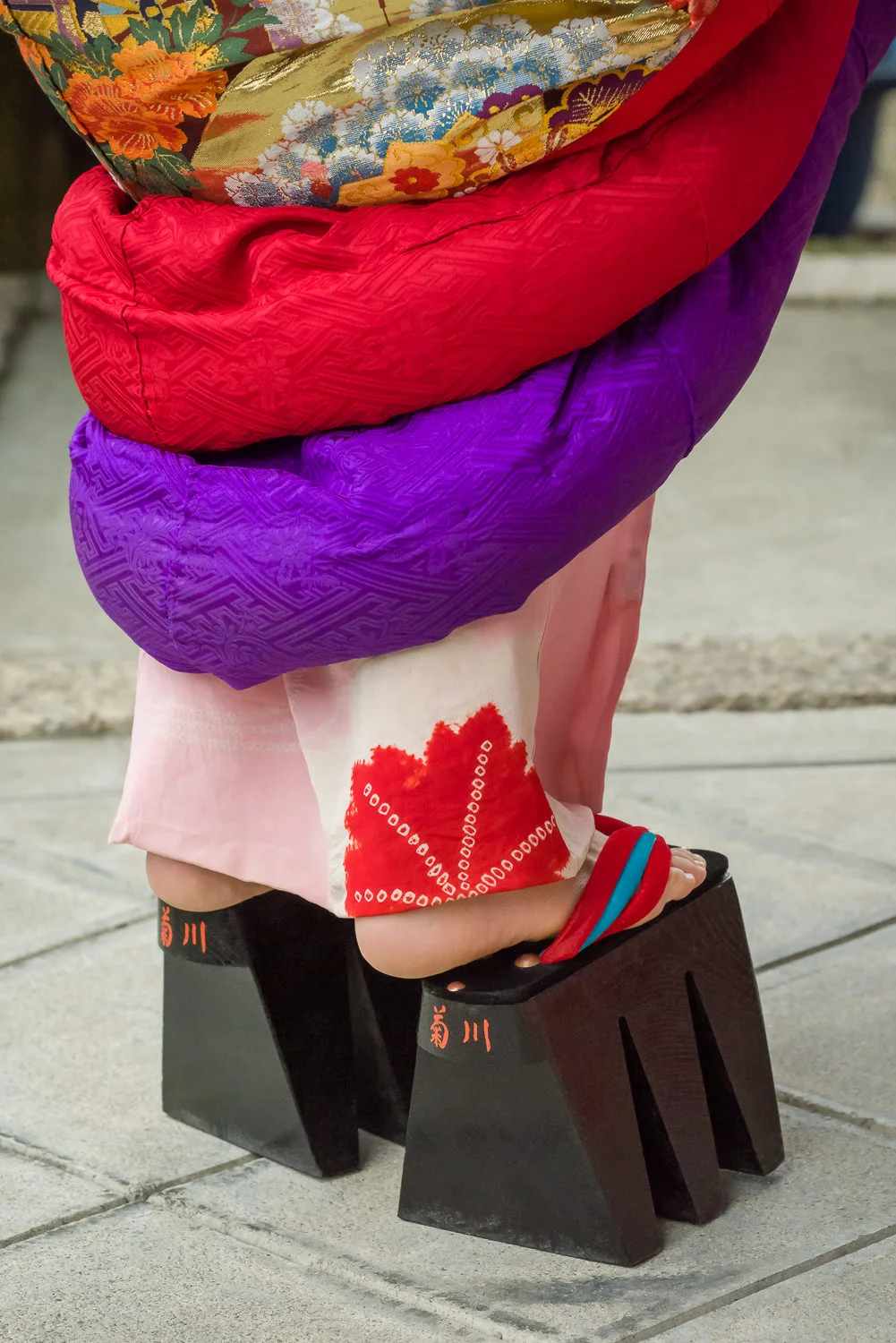Kikugawa Tayu Clogs