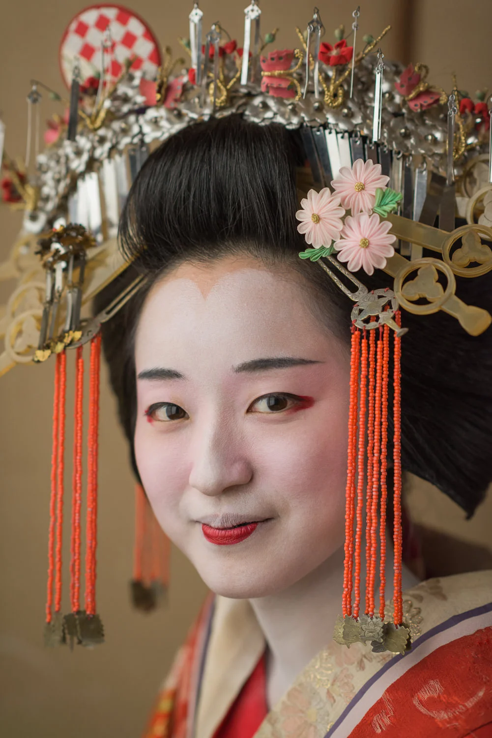 Kikugawa Tayu with Chrysanthemums 2
