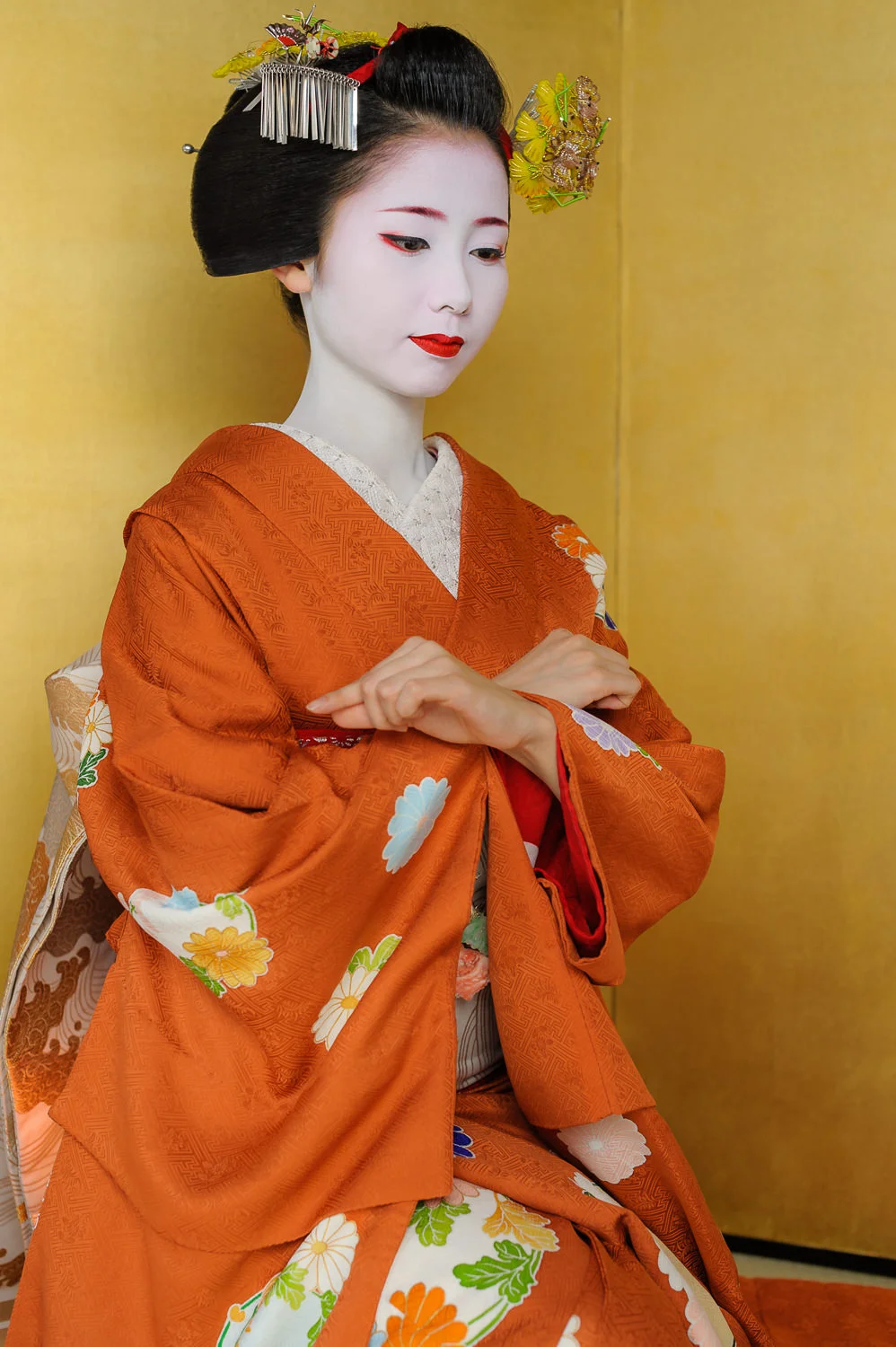Maiko Mamehana in Orange