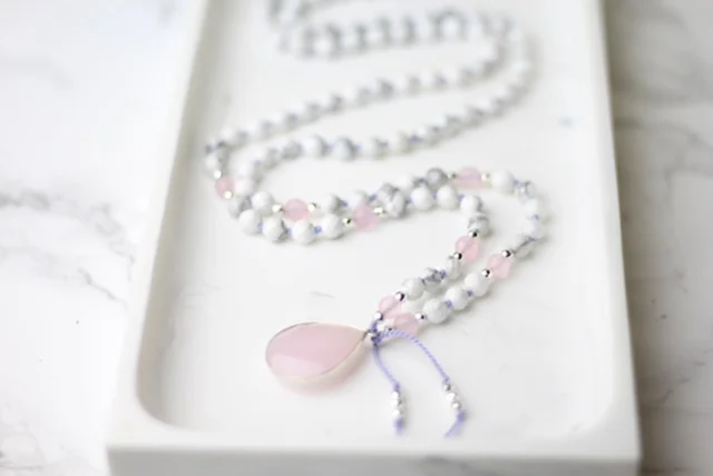 Howlite - Beautiful Mind Mala