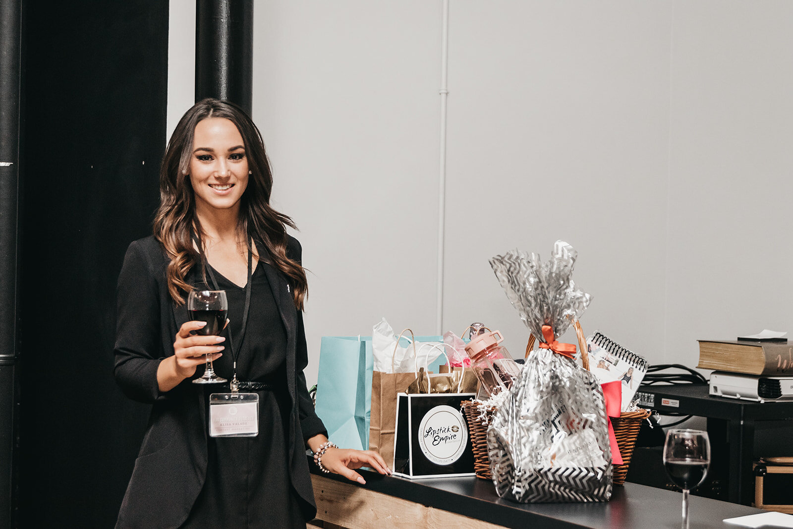 YEGBOSSBABES_2019_Fall_Mixer___Photo_by_Nicole_Constante-24.jpg