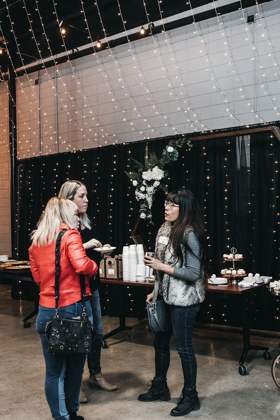 YEGBOSSBABES_2019_Fall_Mixer___Photo_by_Nicole_Constante-33.jpg