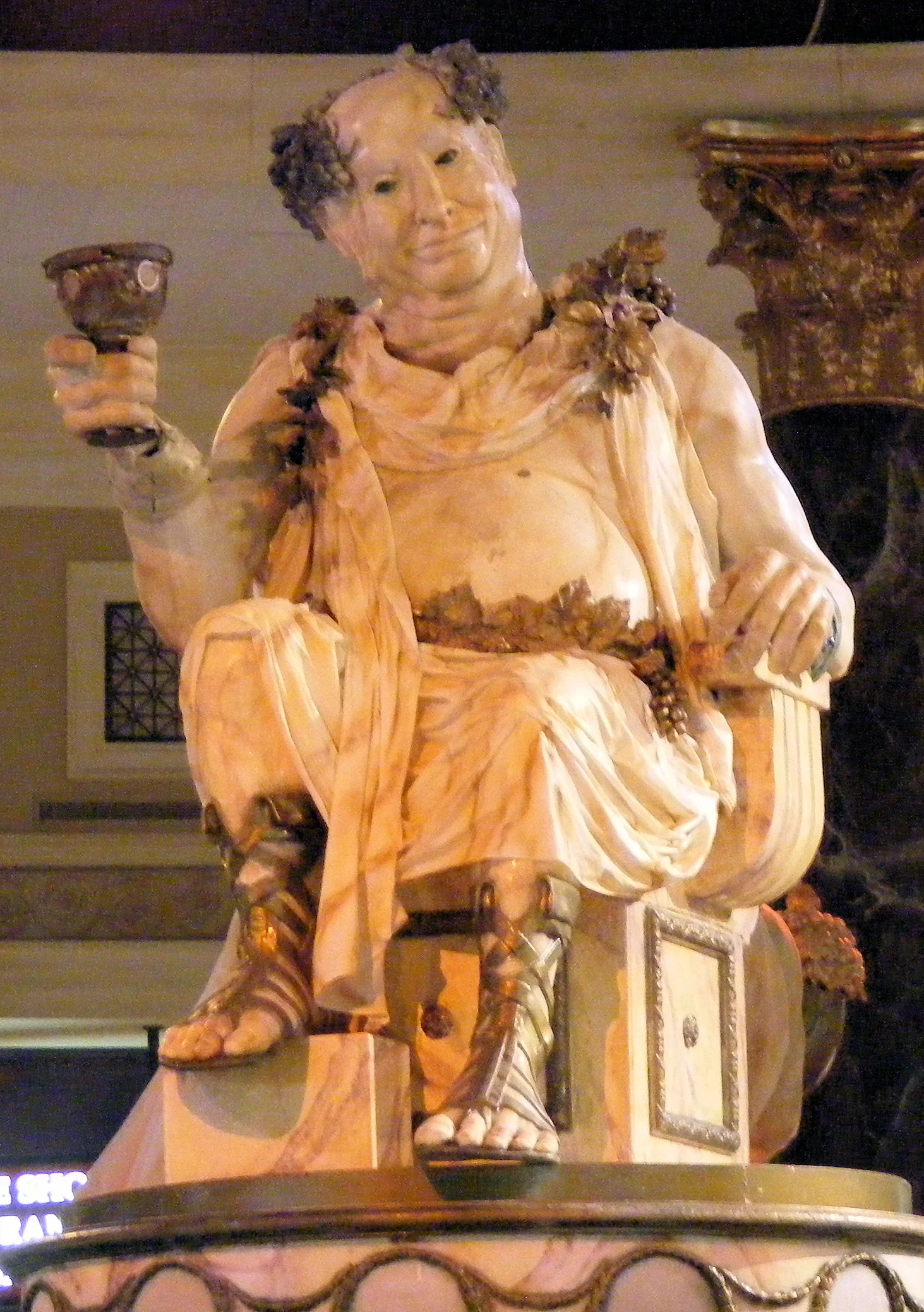 statue_throne.jpg