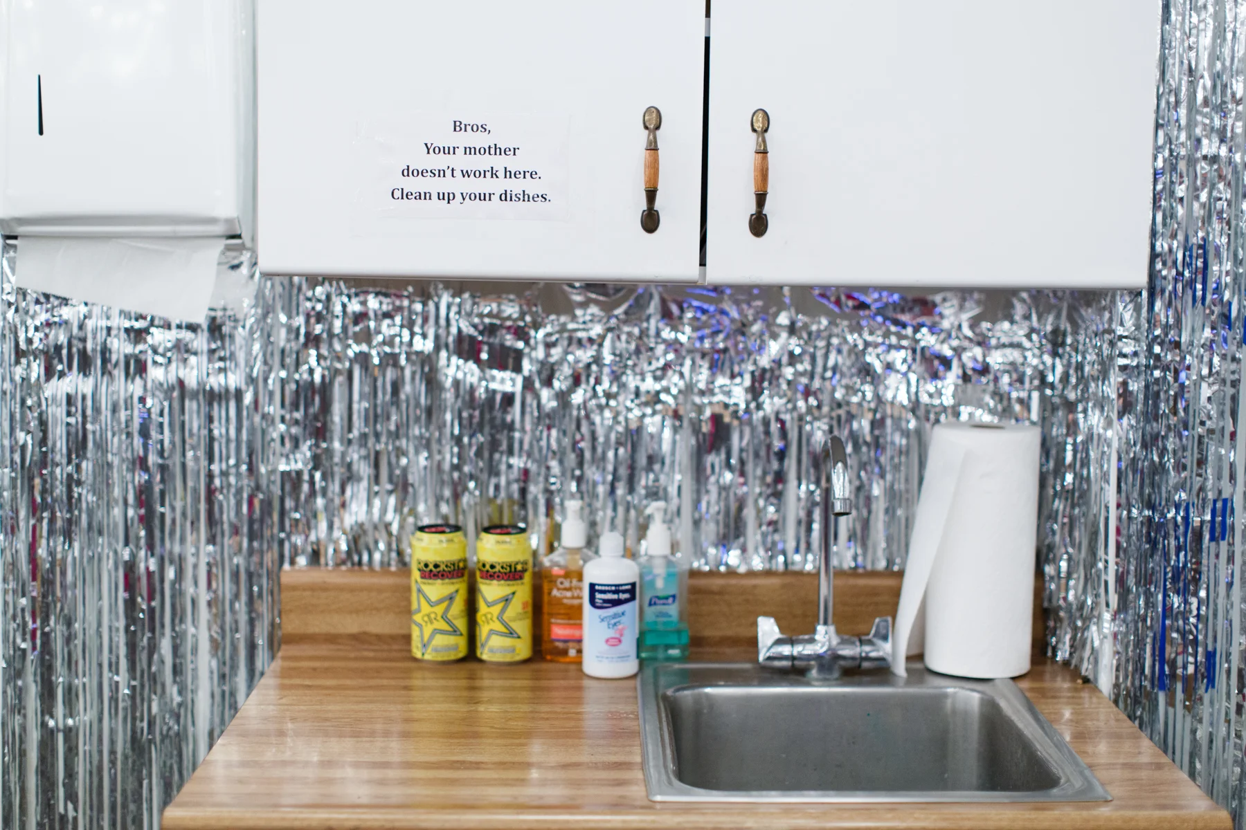 Jeffrey Augustine Songco, Installation view, Society of 23’s Locker Dressing Room