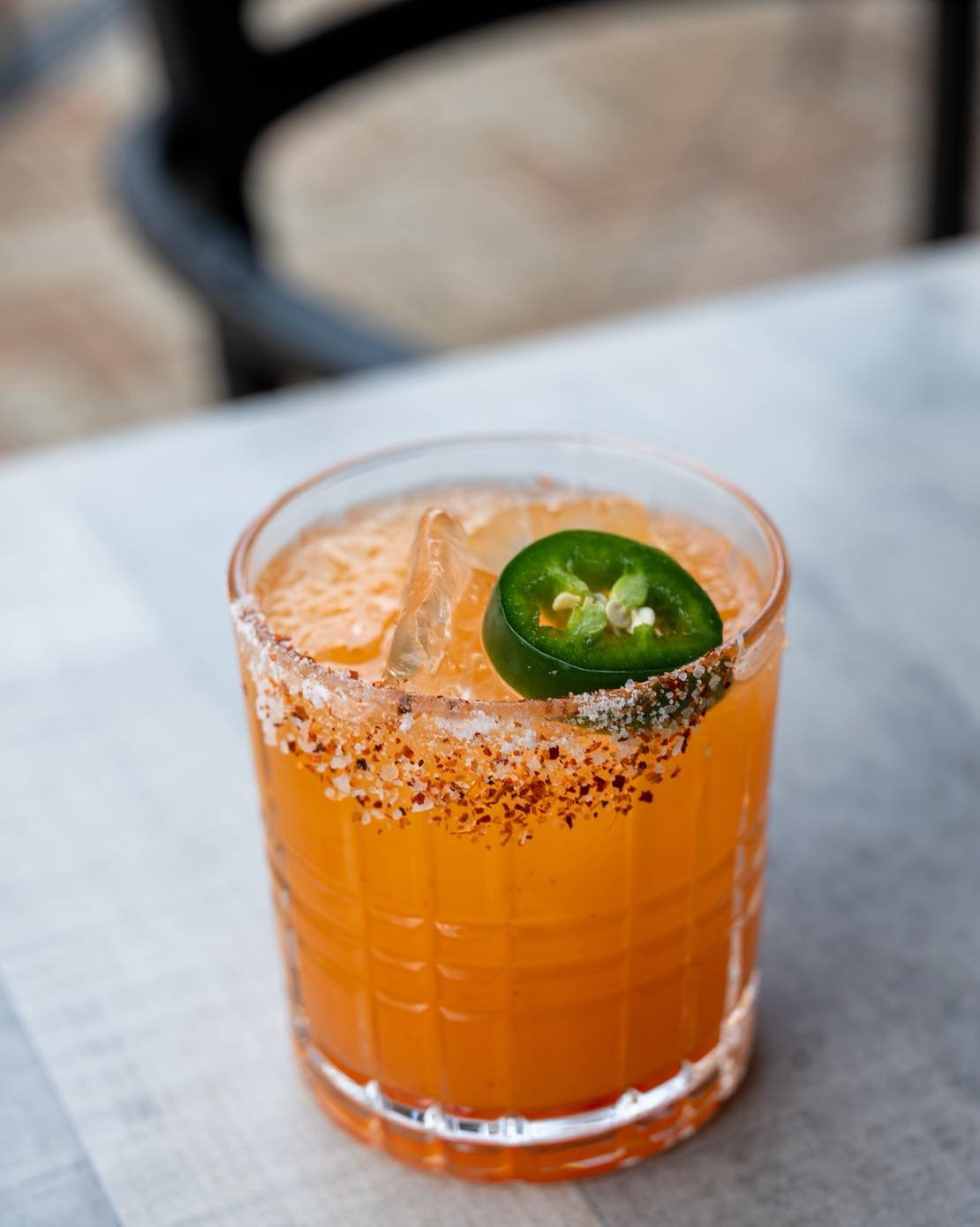 Tequila Tuesdays just got a little sweeter with our new Summer cocktail lineup at Brook's Kitchen &amp; Tap! 

𝕋𝕖𝕢𝕦𝕚𝕝𝕒 𝕄𝕠𝕔𝕜𝕚𝕟𝕘𝕓𝕚𝕣𝕕 🍹
// 𝘭𝘰𝘴 𝘷𝘦𝘤𝘪𝘯𝘰𝘴 𝘮𝘦𝘻𝘤𝘢𝘭, 𝘤𝘰𝘳𝘻𝘰𝘯 𝘵𝘦𝘲𝘶𝘪𝘭𝘢 𝘣𝘭𝘢𝘯𝘤𝘰, 𝘰𝘳𝘢𝘯𝘨𝘦 𝘭𝘪