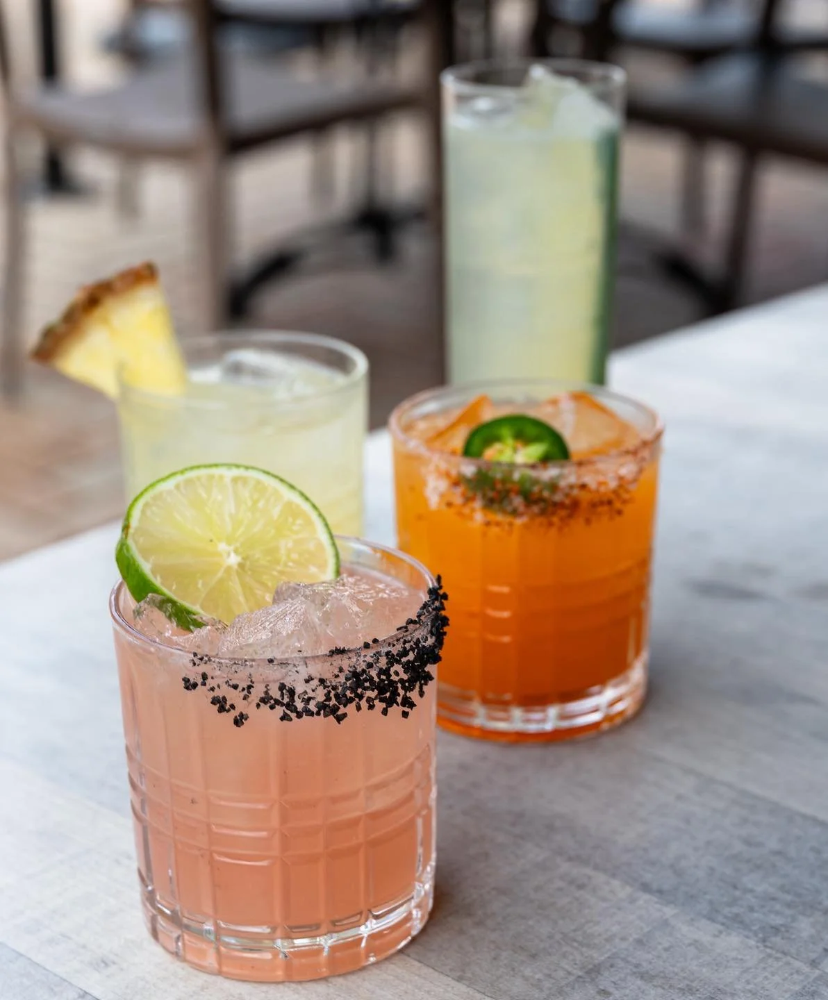 It's patio szn at Brook's Kitchen &amp; Tap! ☀️😎🍹

Enjoy lunch, happy hour, or dinner on our spacious, dog-friendly patio daily! 🐾
[weather permitting]

See you at 11AM!