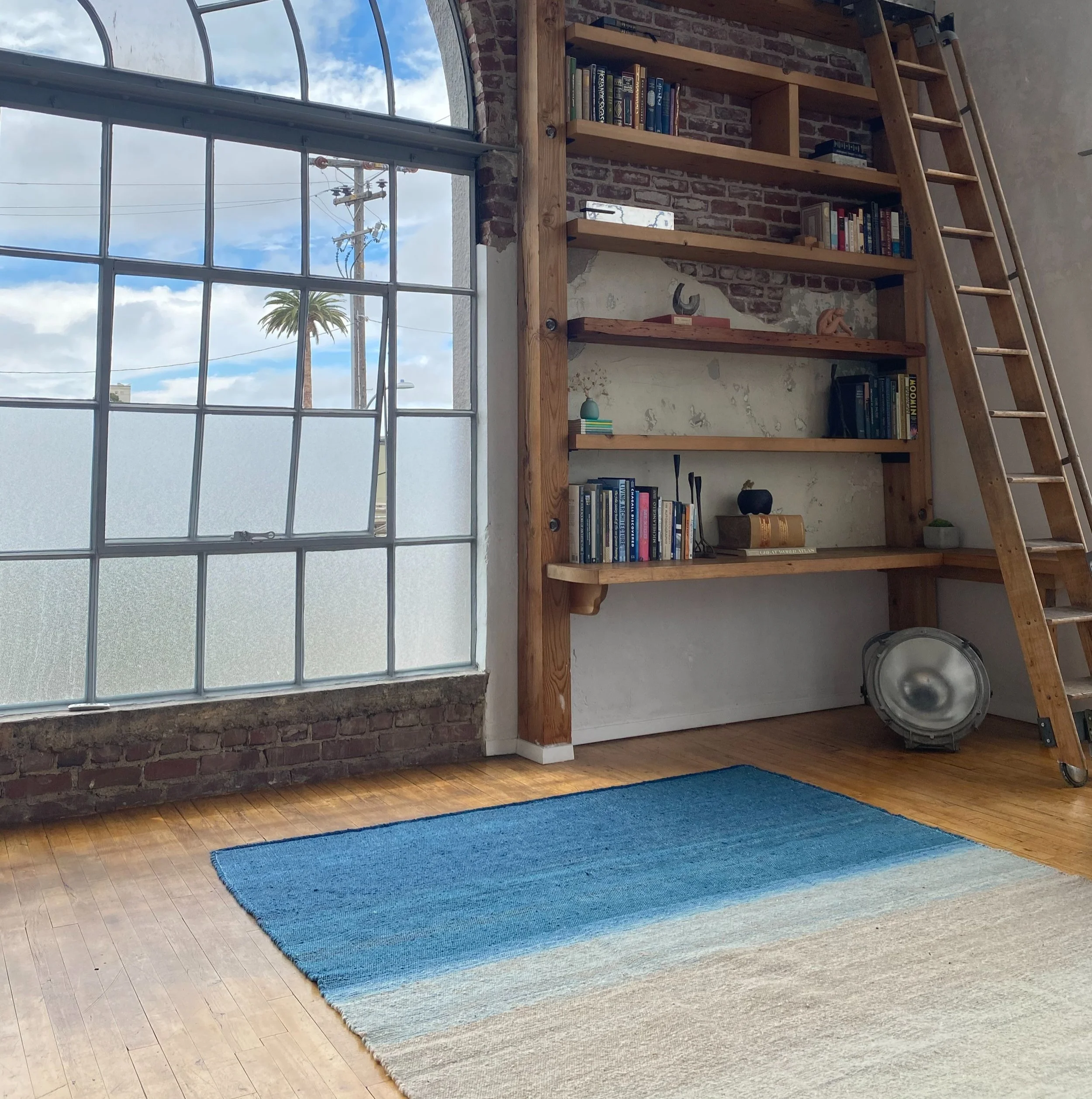 Flat weave rug - blue.jpg