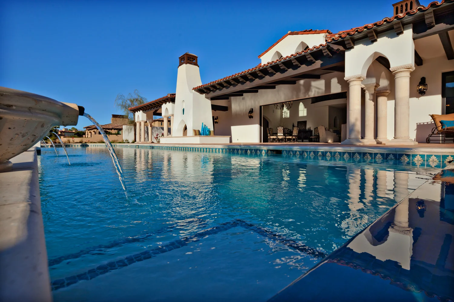 Contemporary-Spanish-Pool-Fountains-Premier-General-Contractors.jpg