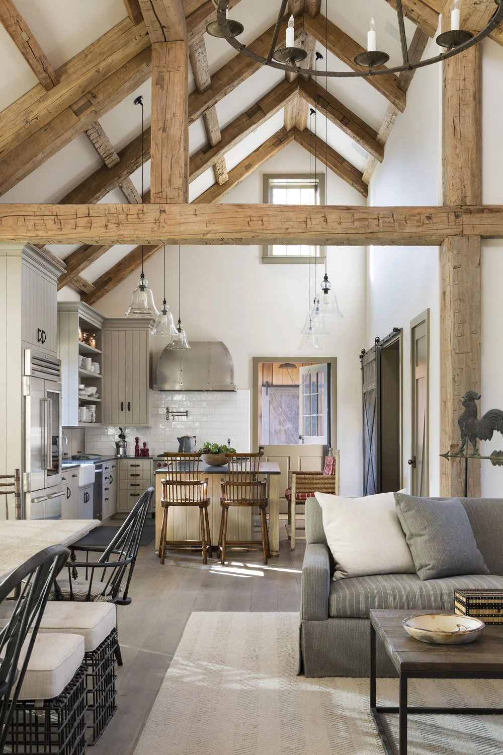 Modern-Farmhouse-Rough-Hewn-Exposed-Beams-Trusses-Premier-General-Contractors.jpg