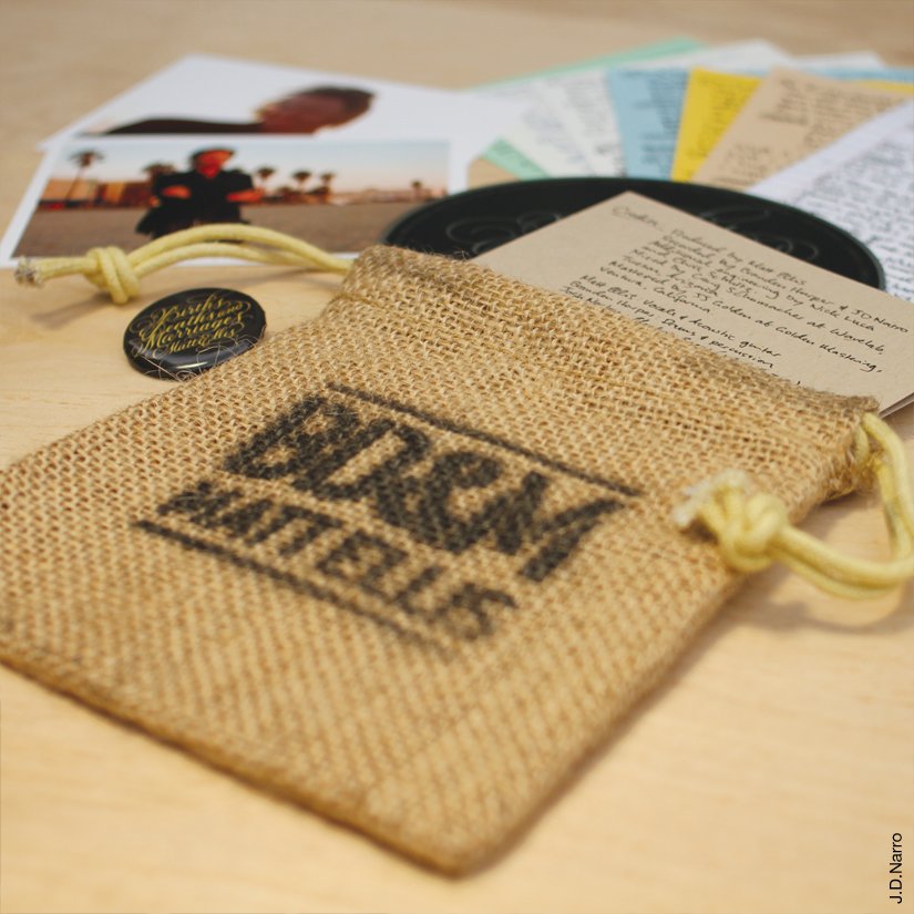 burlap-cd-sleeve_5442904285_o.jpg