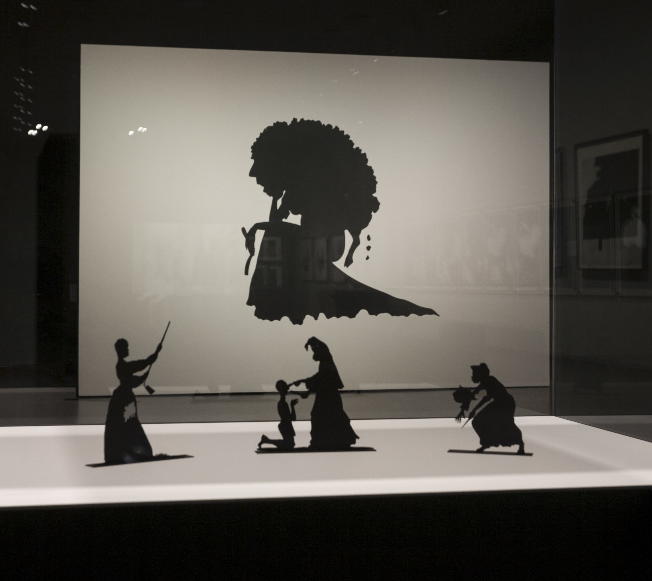 KaraWalker-install_03.jpg