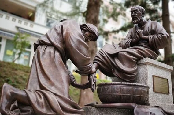 6/28/20 - The Tie that Binds:  Loving Service - John 13:1-17, 34-35