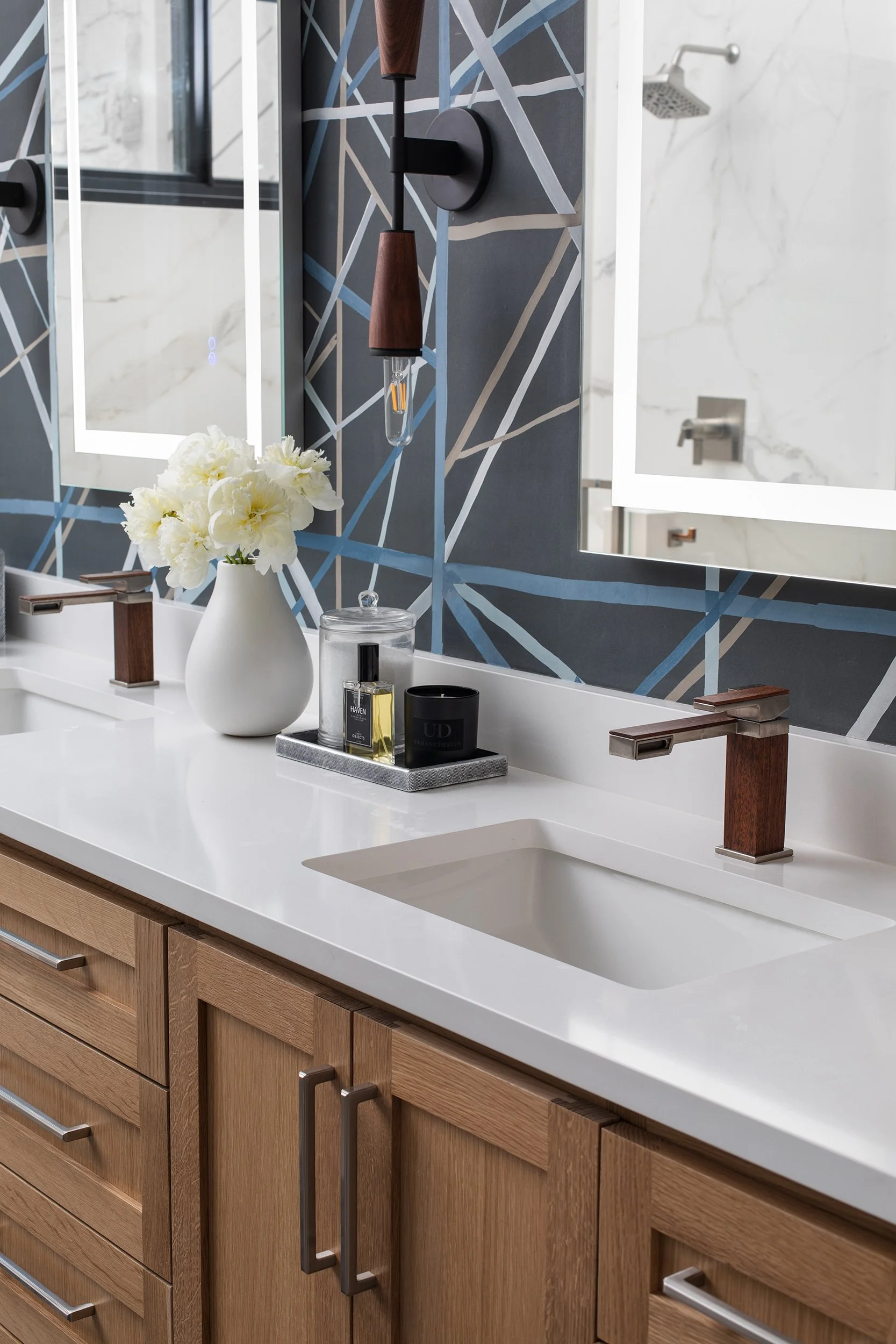 Valburn Remodel primary bathroom design by Urbane Design and construction by Q Construction Solutions. Photography by Avery Nicole Photography and located in Austin, Texas