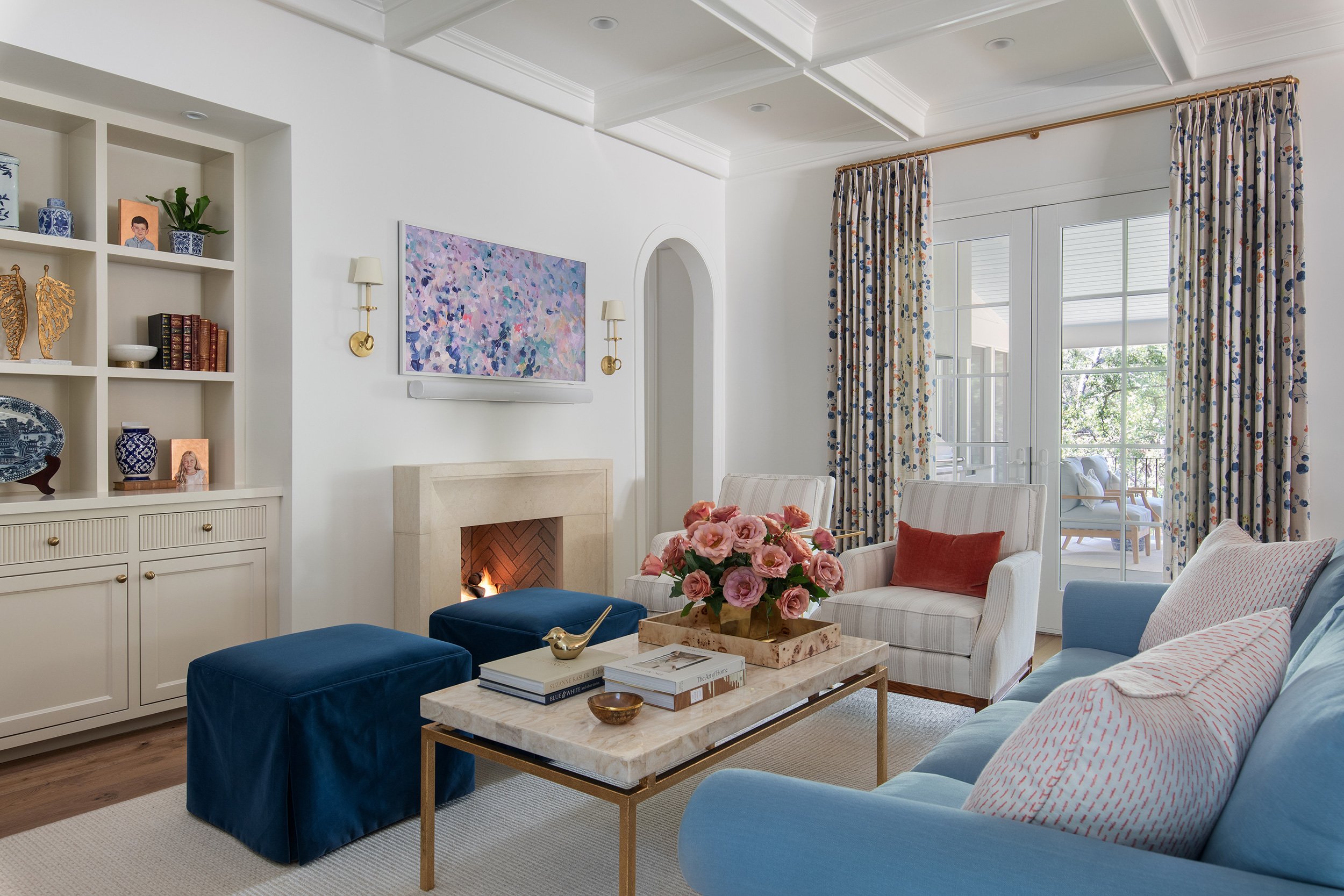 Travis Country Home living room design by Heather Scott Home & Design, build by Drake Build and architecture by Architecture by George. Photography by Avery Nicole Photography and located in Austin, Texas
