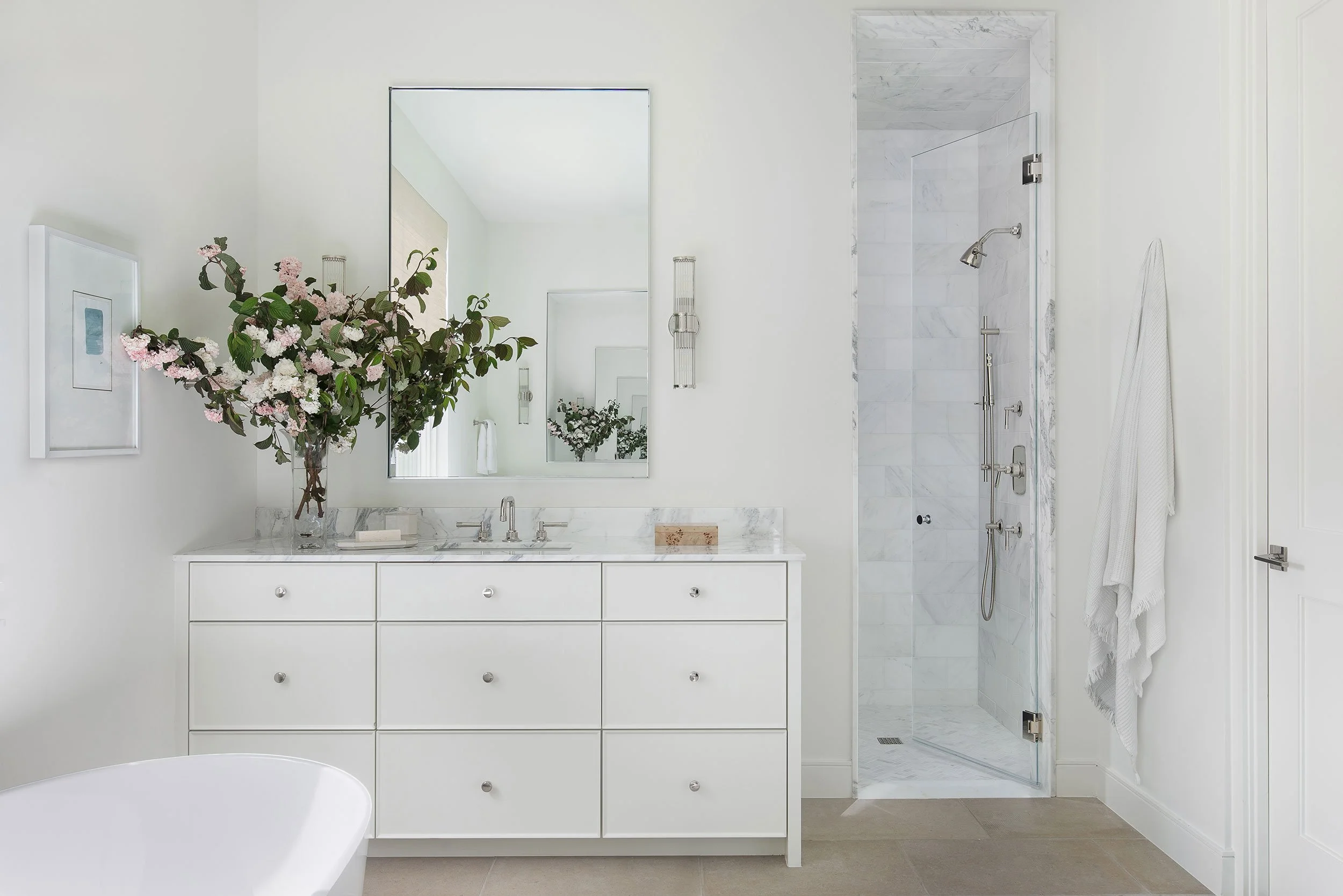 Primary Bathroom from the Amarra Villas project, designed by Heather Scott Home & Design, Austin Texas, photography by Avery Nicole Photography