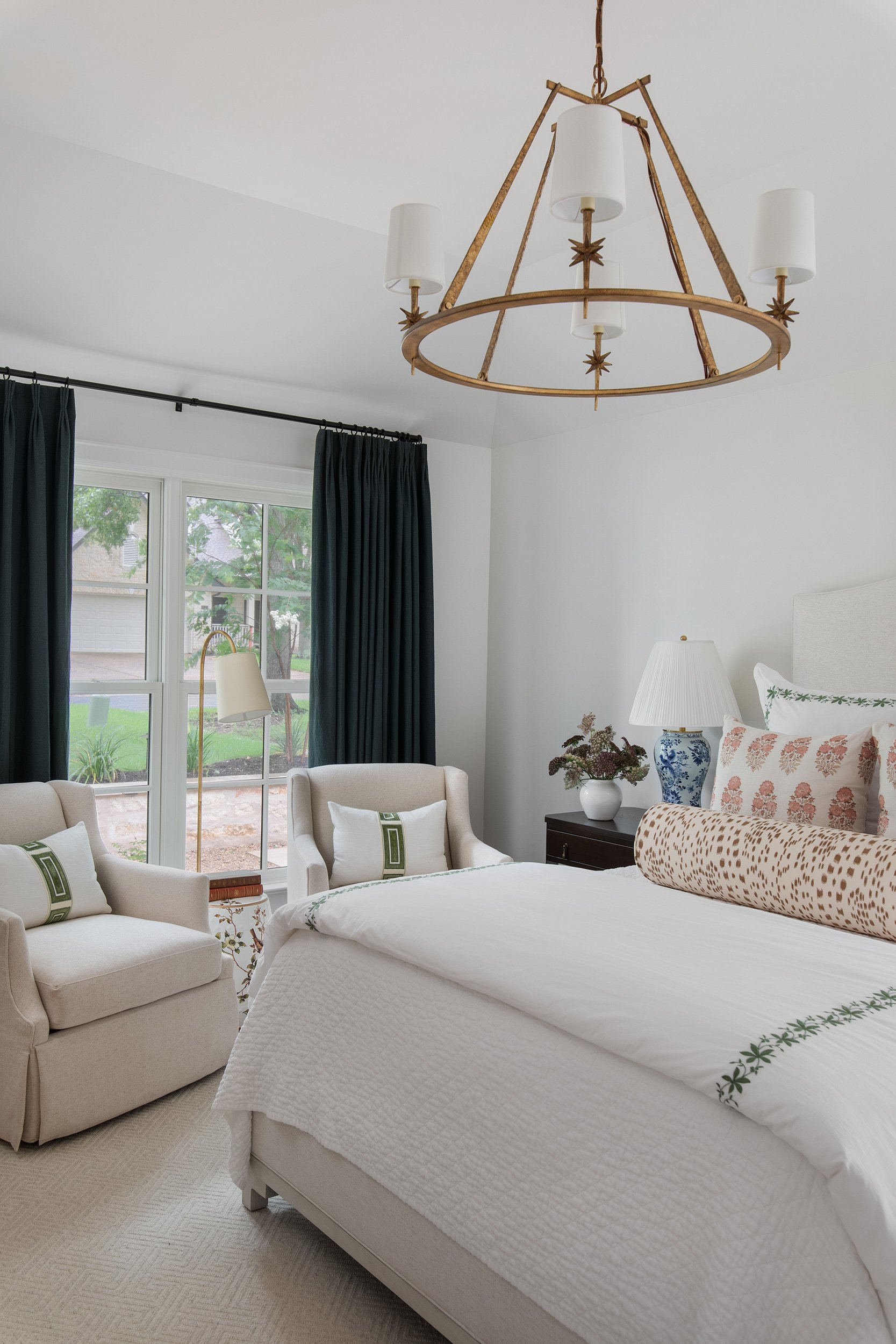 Travis Country Home guest bedroom design by Heather Scott Home & Design, build by Drake Build and architecture by Architecture by George. Photography by Avery Nicole Photography and located in Austin, Texas