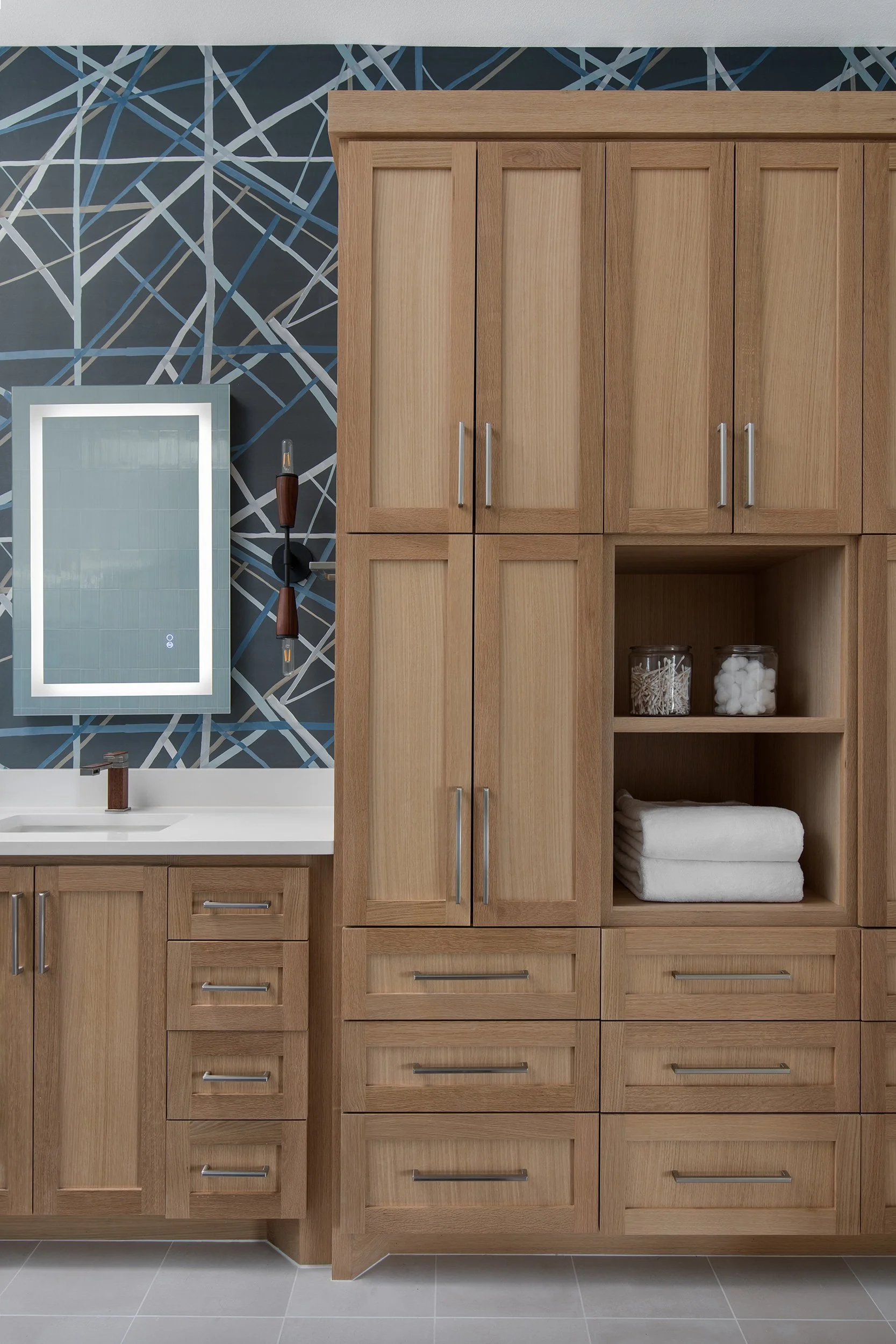 Valburn Remodel primary bathroom design by Urbane Design and construction by Q Construction Solutions. Photography by Avery Nicole Photography and located in Austin, Texas