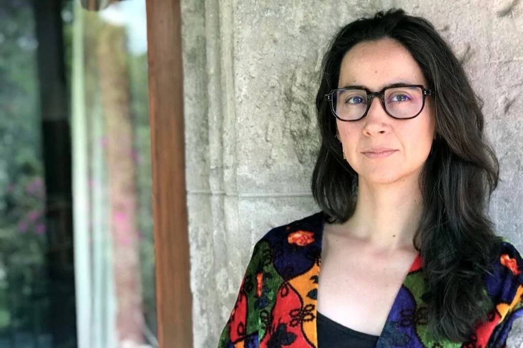 Otilia Padua Birders Otilia Padua es una Directora Mexicana. Ella estudió arquitectura en la Universidad de Cambridge y la Asociación de Arquitectos, en Londres. Sus películas incluyen Tzolkin, Llegando al cielo, Todo se refleja, y Diario a tre