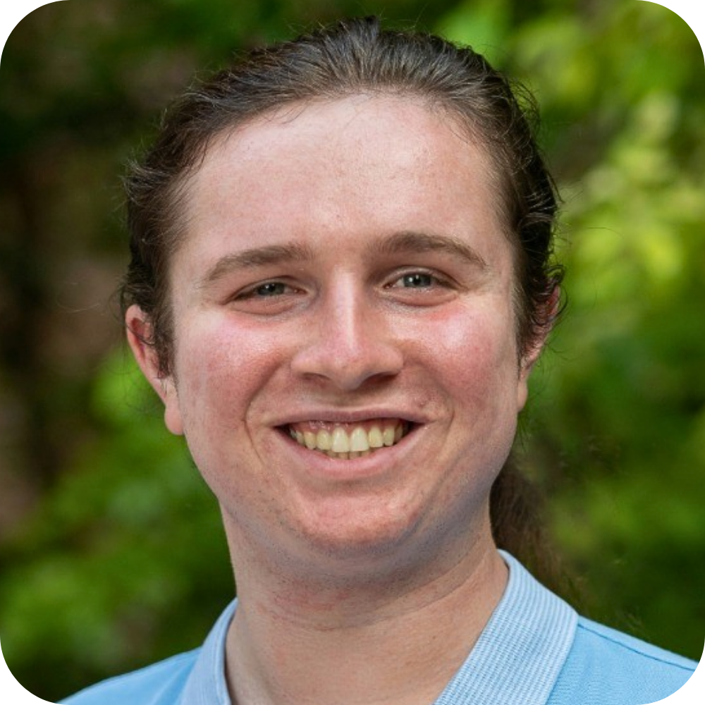   Thomas Droste   (he/him)   Financial Associate 