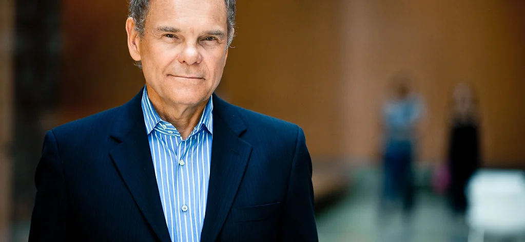 Don Tapscott, autor de Wikinomics y T he Blockchain Revolution: How the Technology Behind Bitcoin is Changing Money, Business and the World