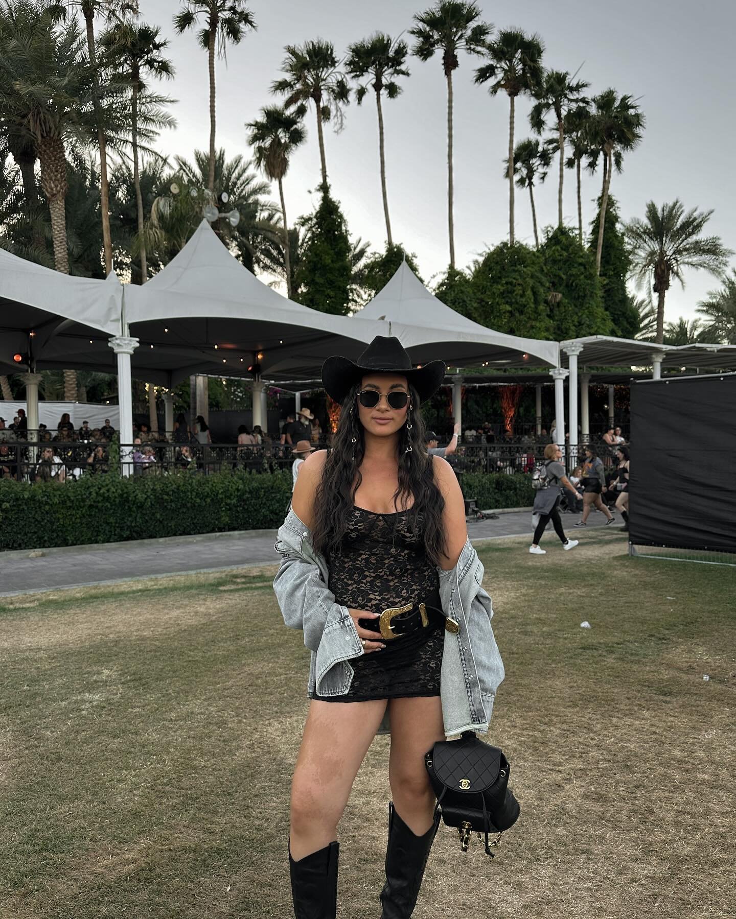 Stagecoach day twoooooo 🤠🖤 @revolve