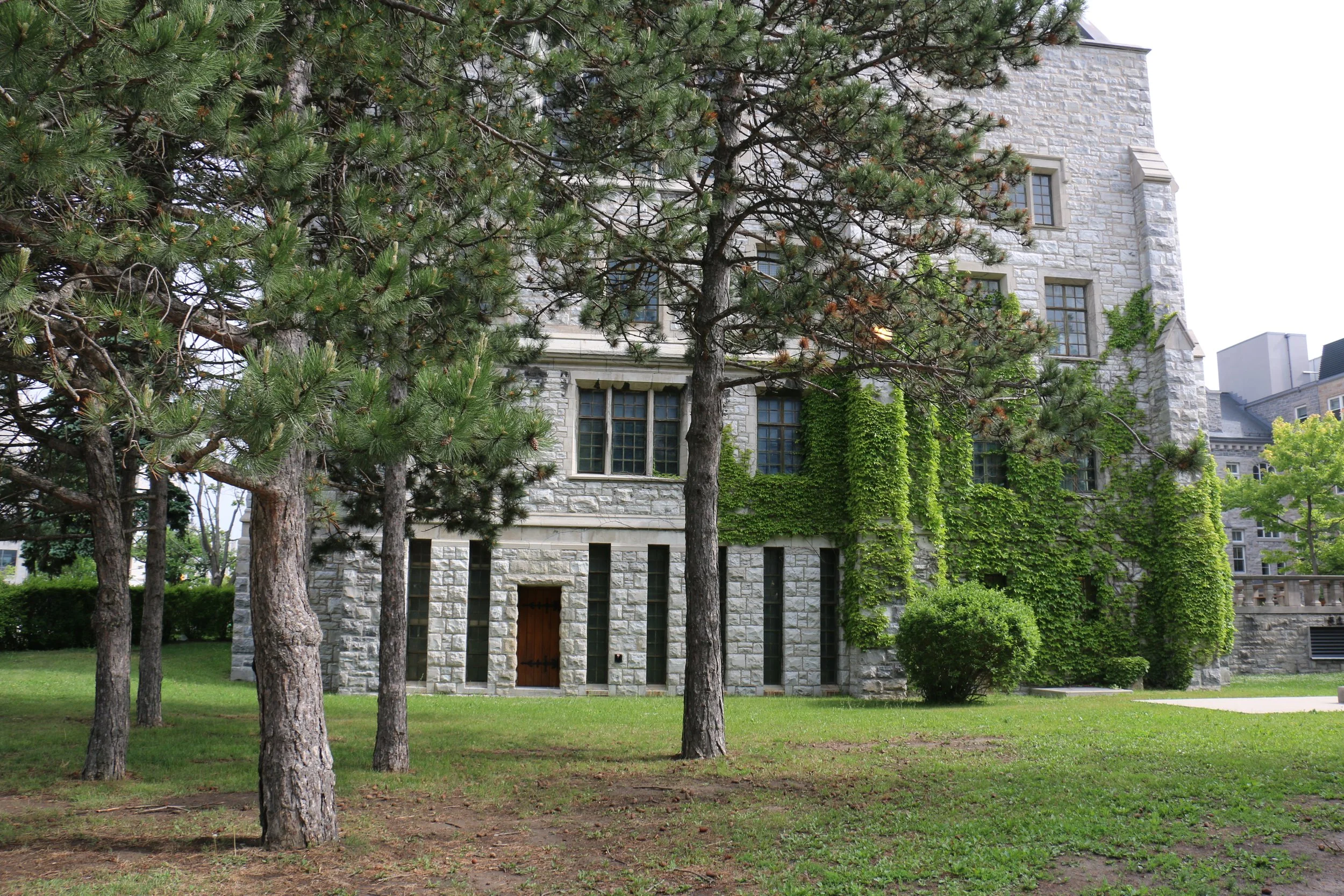 20150526 - Campus-Spring-Shots-20.JPG