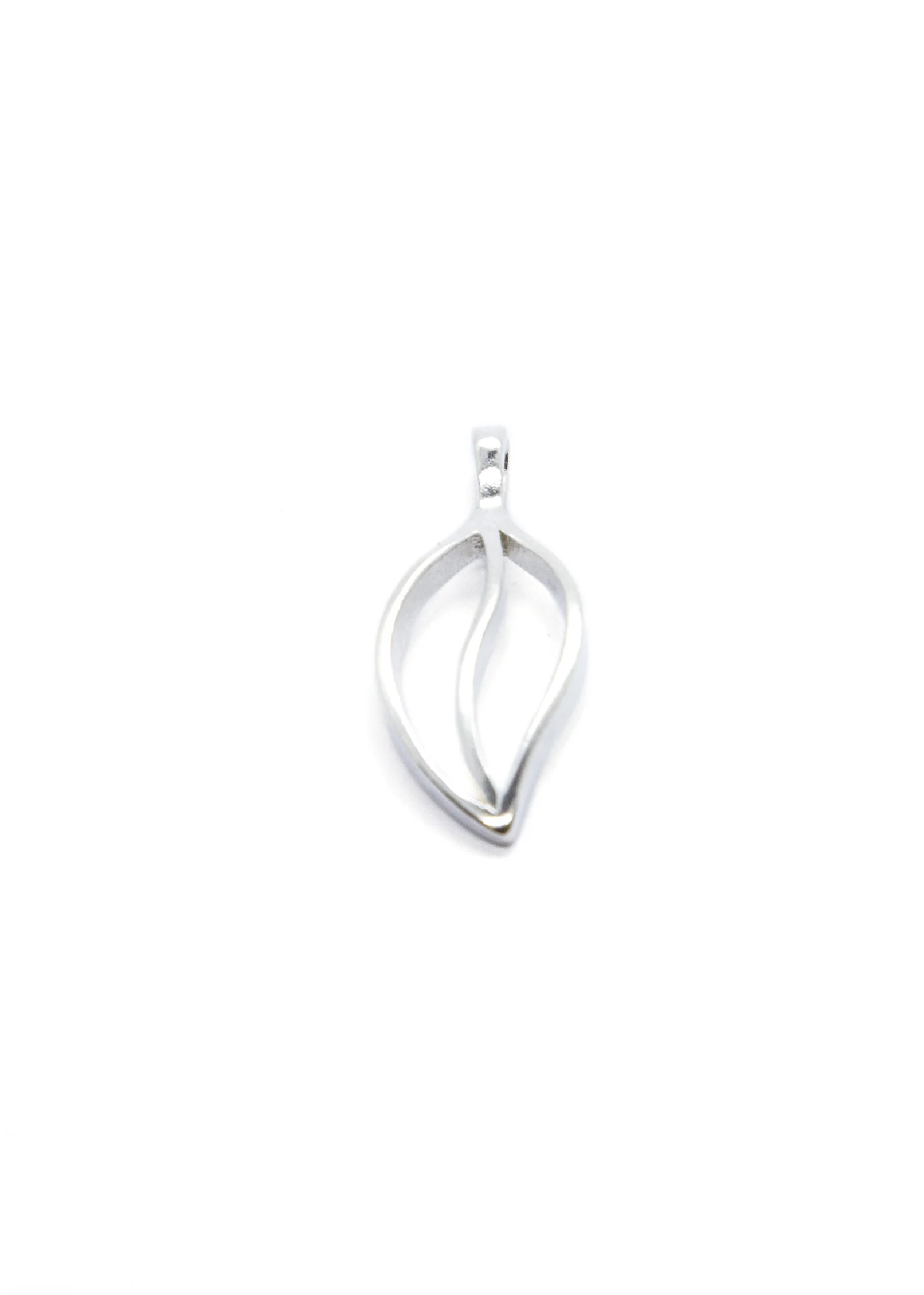 Leaf Pendant (small)