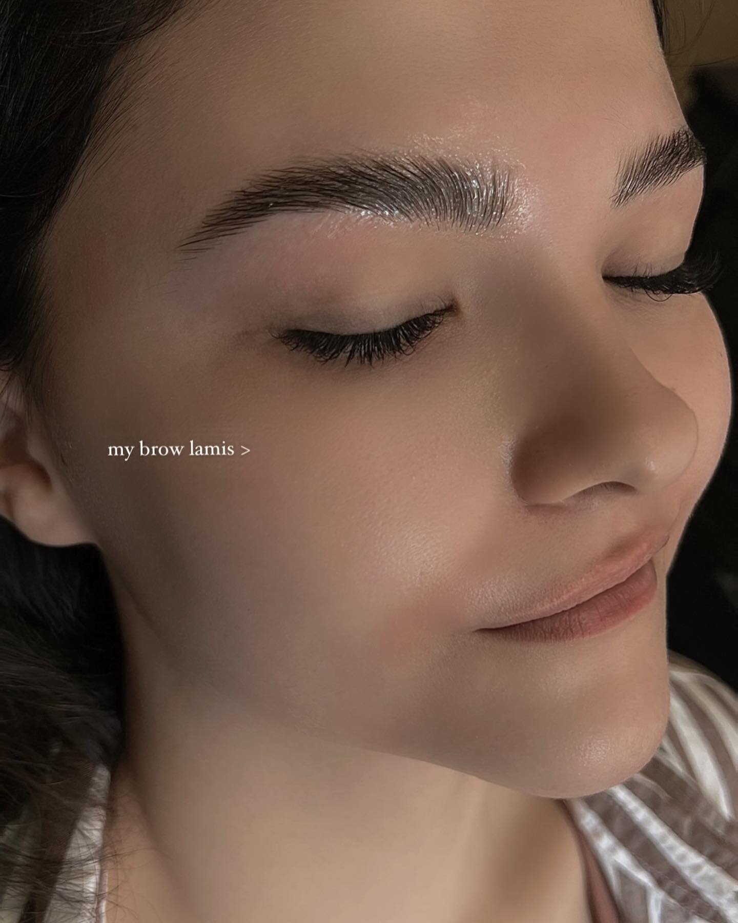 we love a great reaction video 🥰 
*swipe to see her reaction*

services: flirty full-set (lashes)
brow lamination (brow wax included)
+ lip wax 

APRIL APPOINTMENTS ARE STILL AVAILABLE | link in bio or click BOOK NOW 🤍
