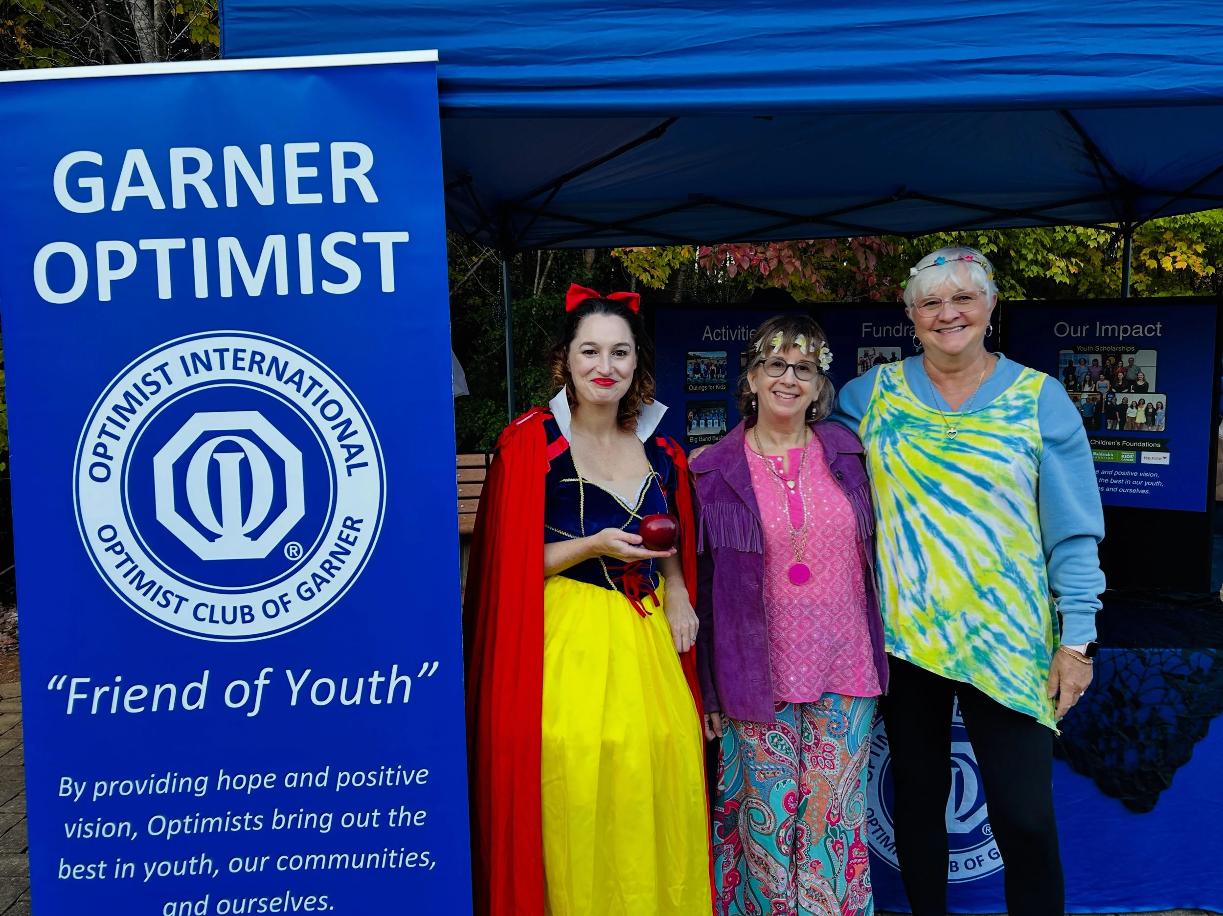 Optimist member in costumes