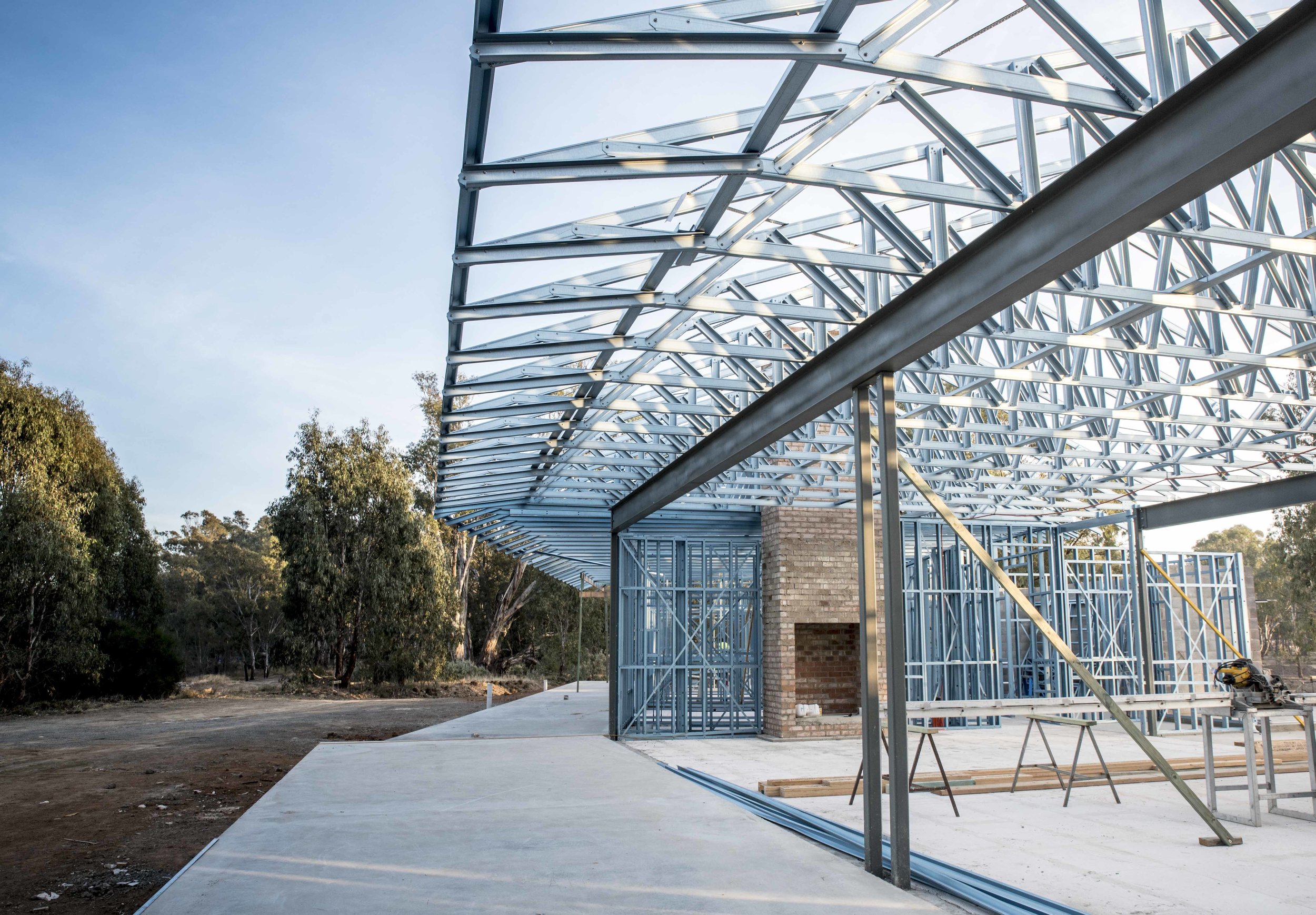 Contact the team Advance Building Supplies Toowoomba's own steel