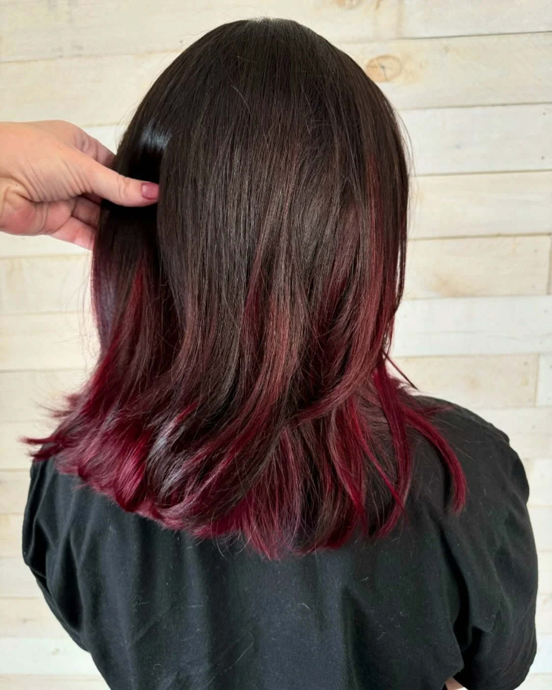 🍒CHERRY BOMB🍒
Are you guys as excited as we are about spooky season?
..
#spookyseason #autumnhaircolor #cherryhair #cherryhaircolor #redcolormelt #colormelt #chocolatebrown #chocolatebrunette #atlhair #atlhairstylist #hairofatl #woodstocksalon #atl