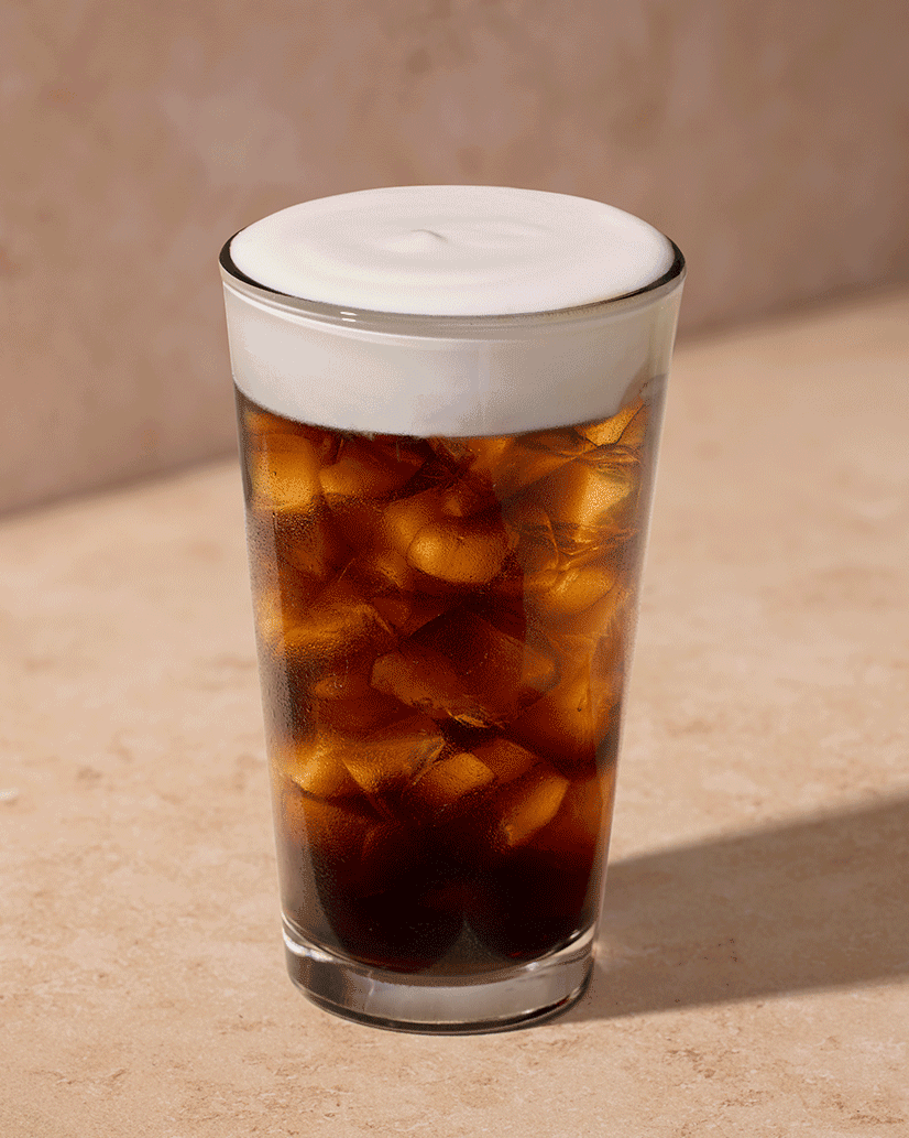 ToastedCoconutColdBrew_Macro_SM.gif