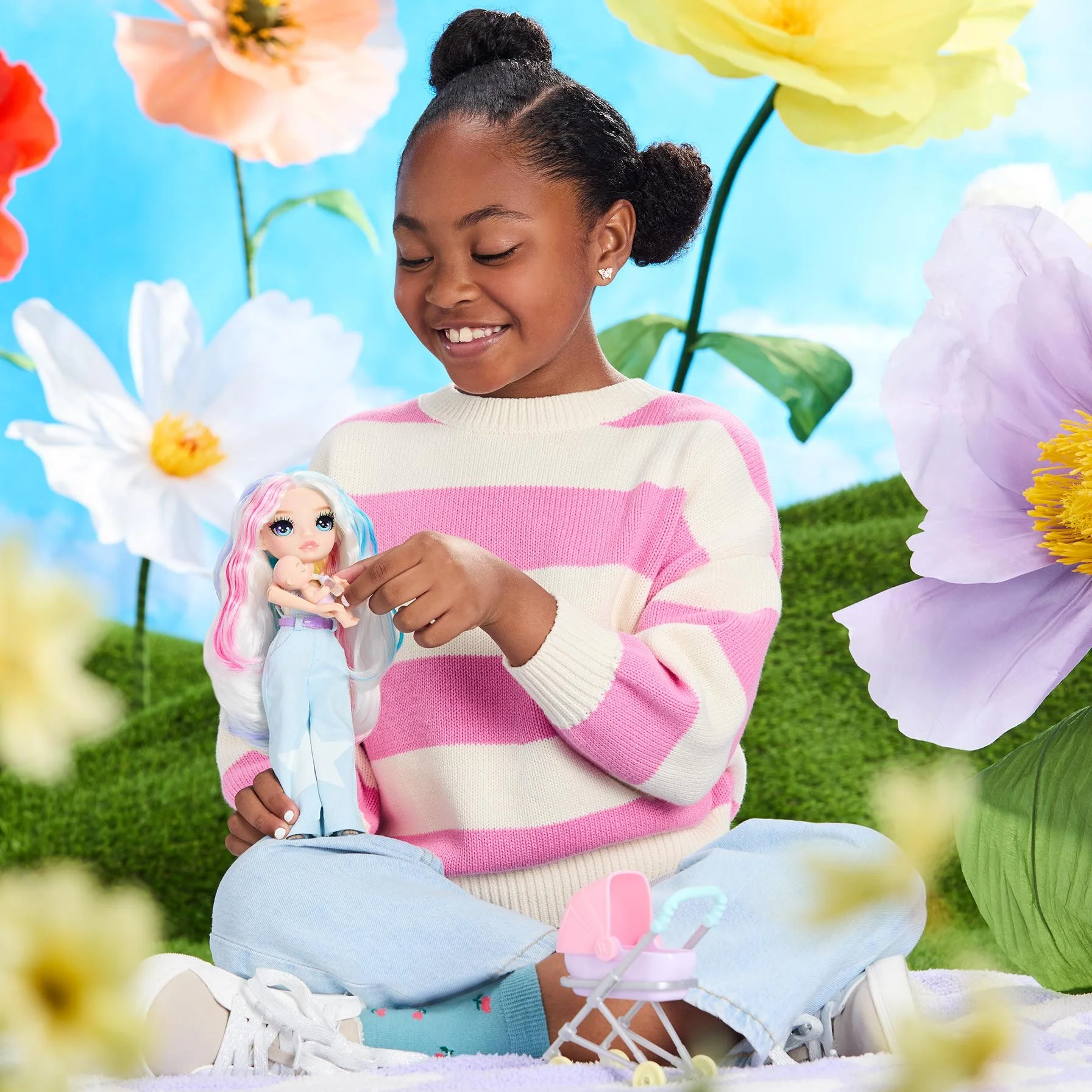 RH Jr High Bestie Babysitters Fashion Dolls 0804_1x1.jpg