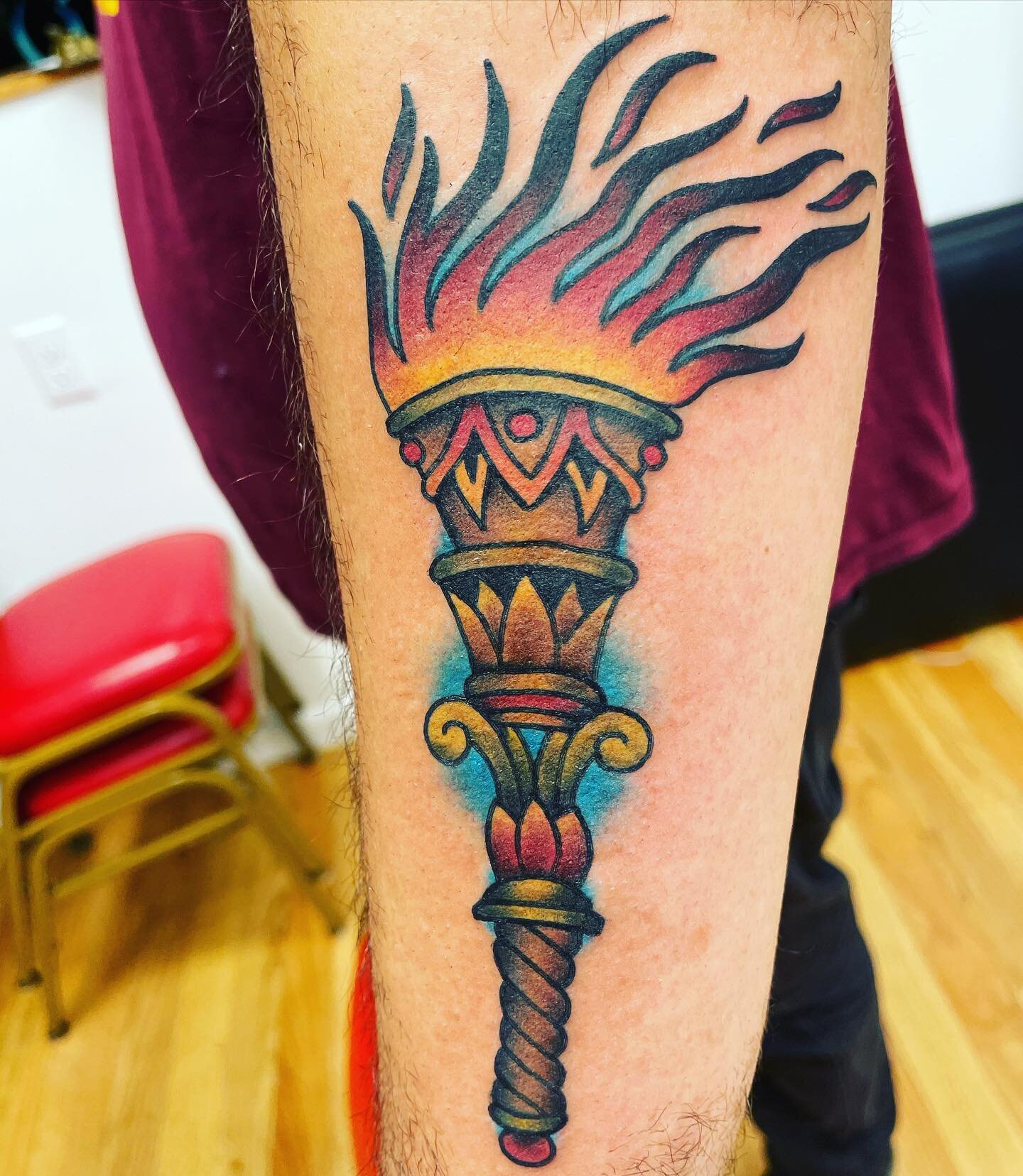 @bryan_kienlen  #torch #torchtattoo #traditionaltattoo #tradish