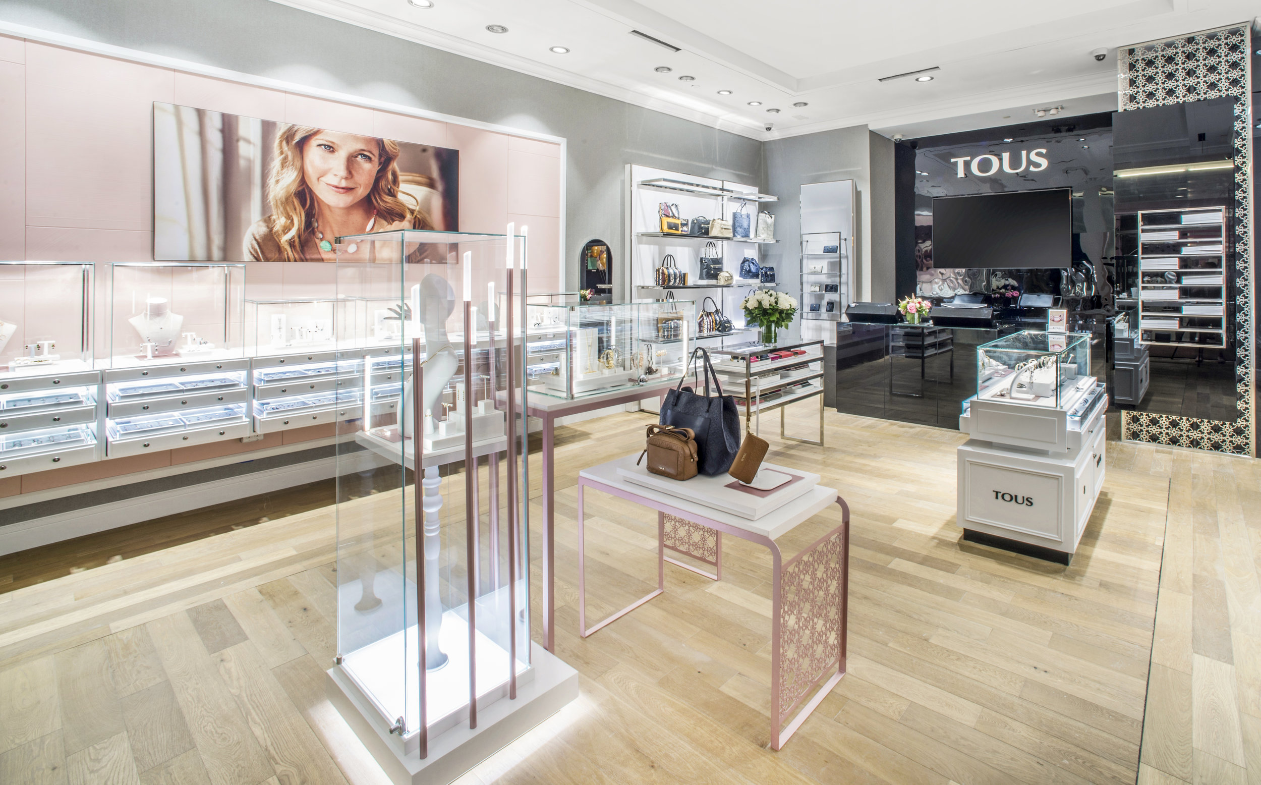 TOUS Westfield Grand Opening 8.19.16 - photo by Andrew Werner.jpg
