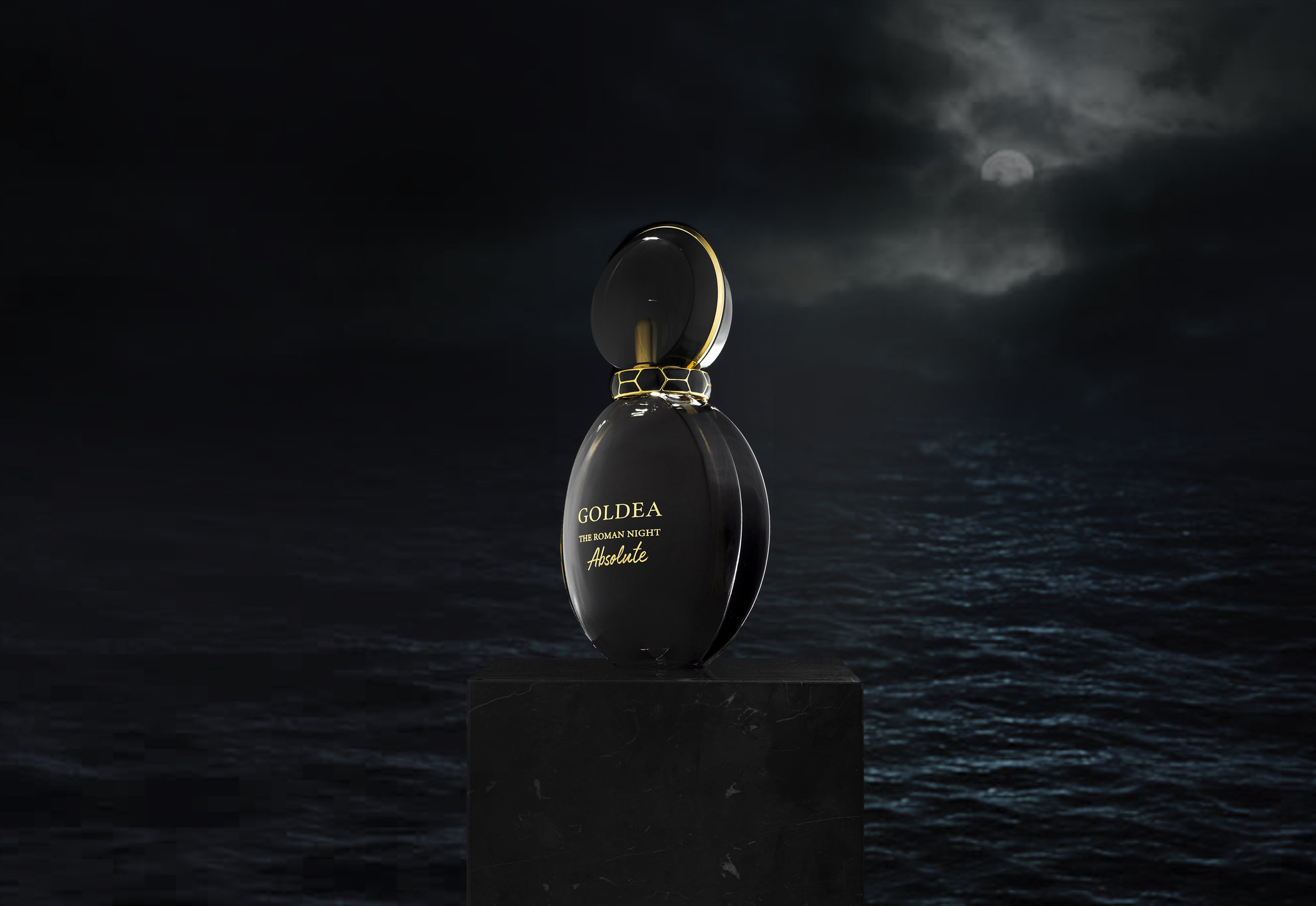 BVLGARI Goldea The Roman Night Perfume - photo by Andrew Werner.jpg
