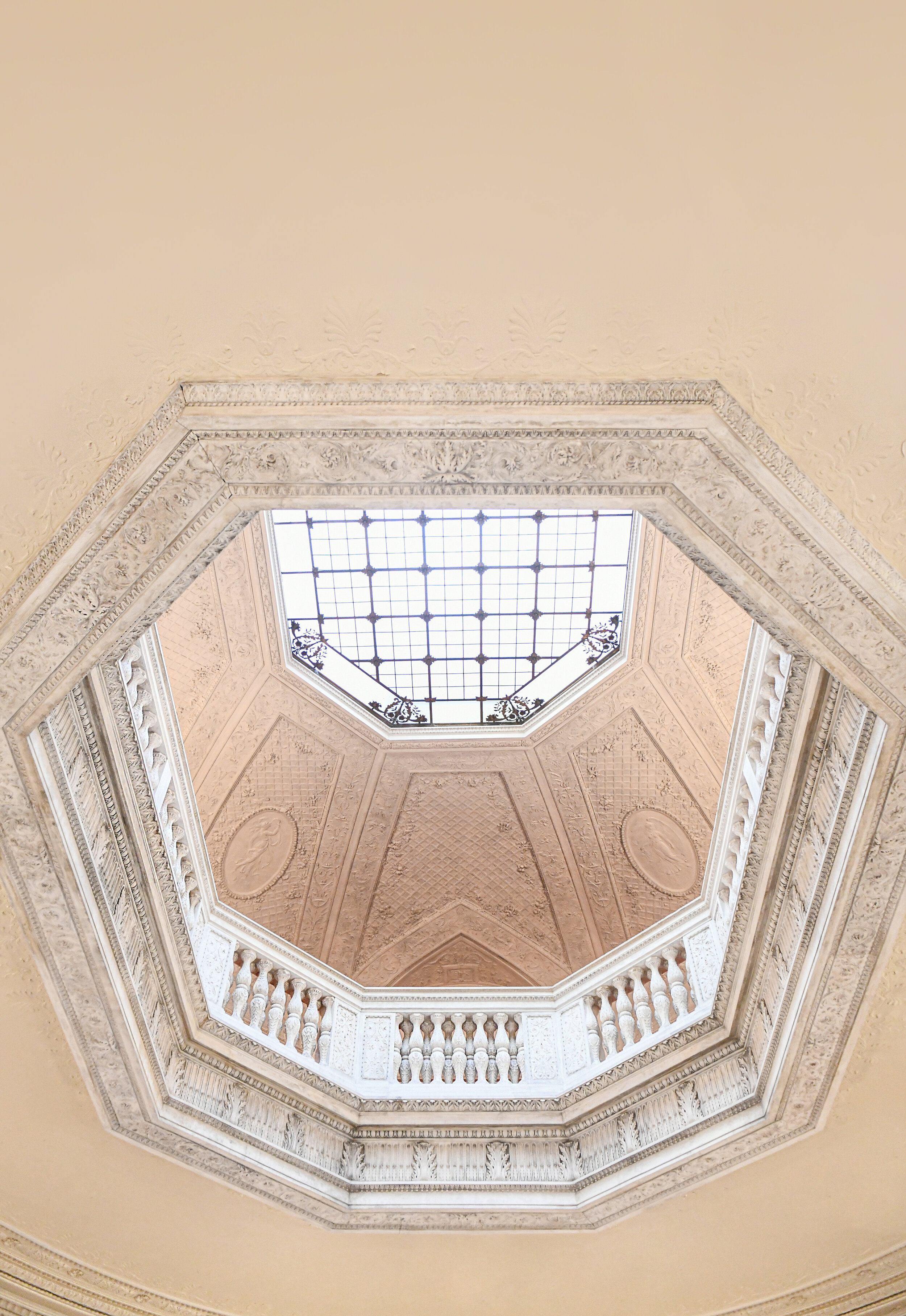 Crown molding and skylight detail mansion - photo by Andrew Werner.jpg